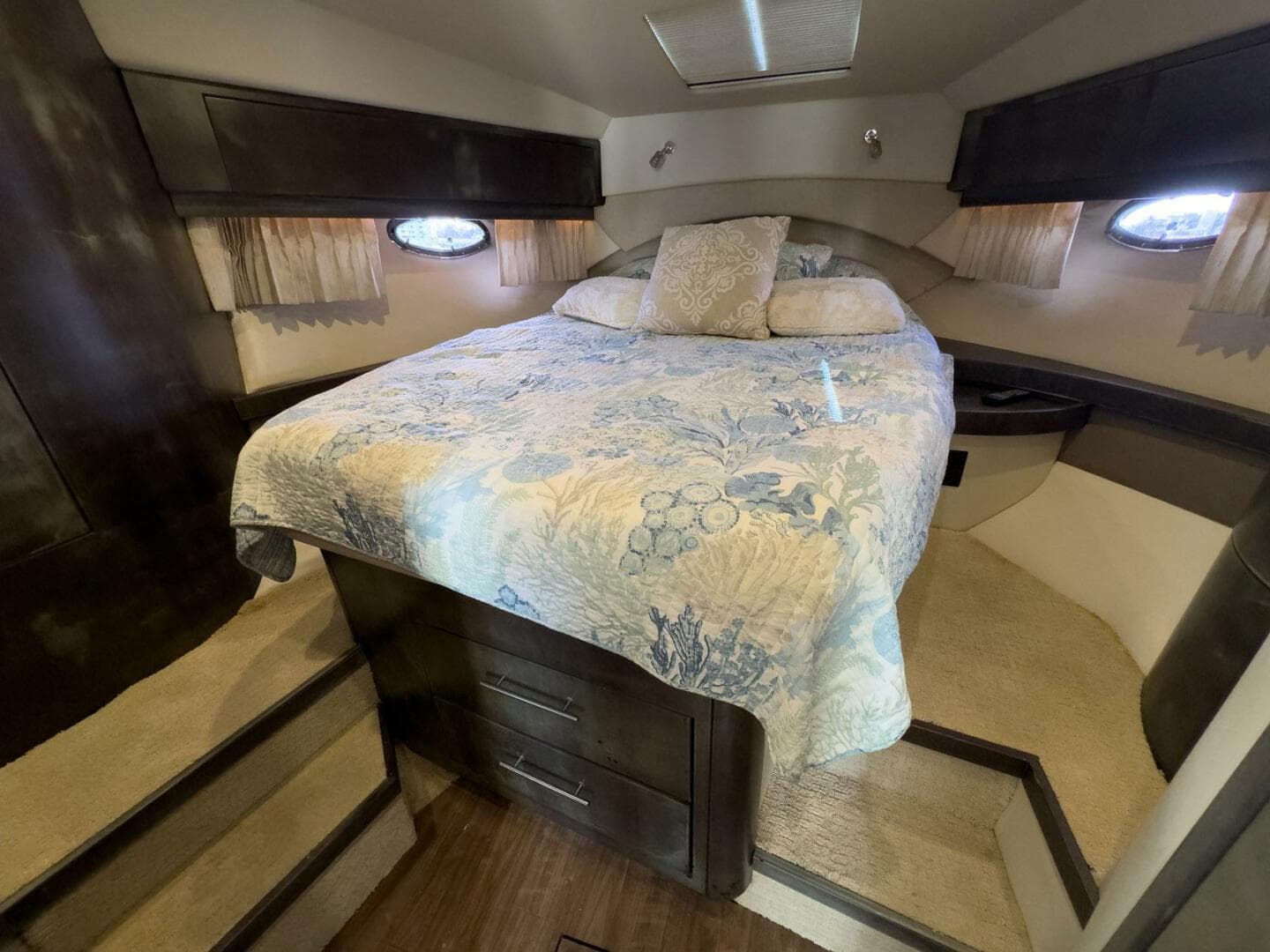 2016 Regal 46 Sport Coupe — photo 82