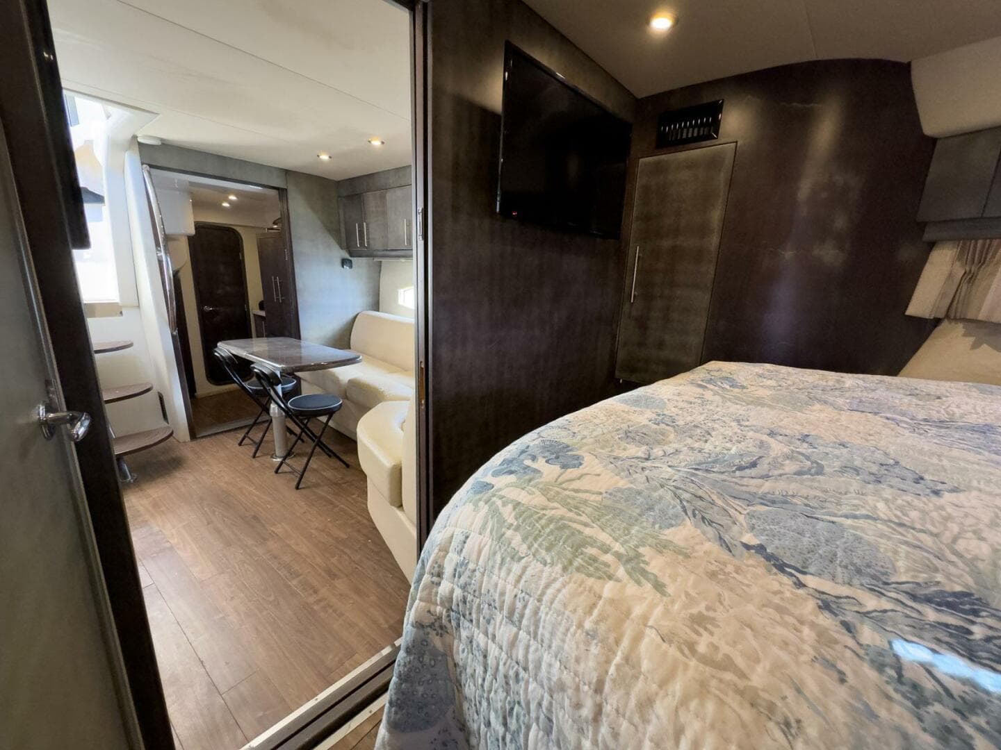 2016 Regal 46 Sport Coupe — photo 85