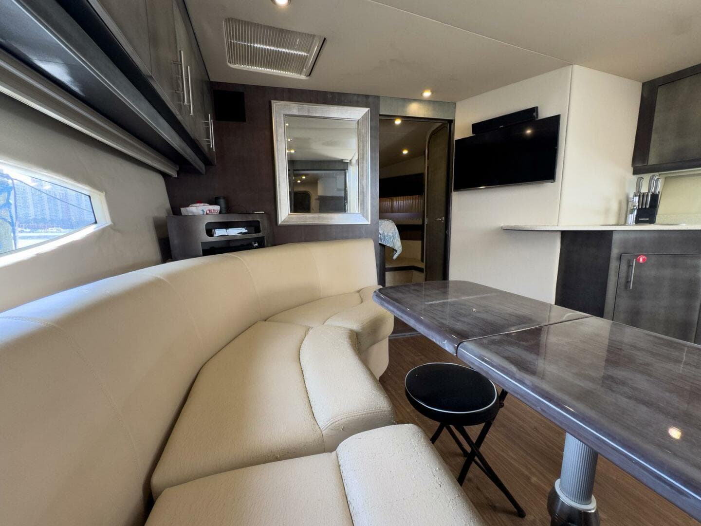 2016 Regal 46 Sport Coupe — photo 75