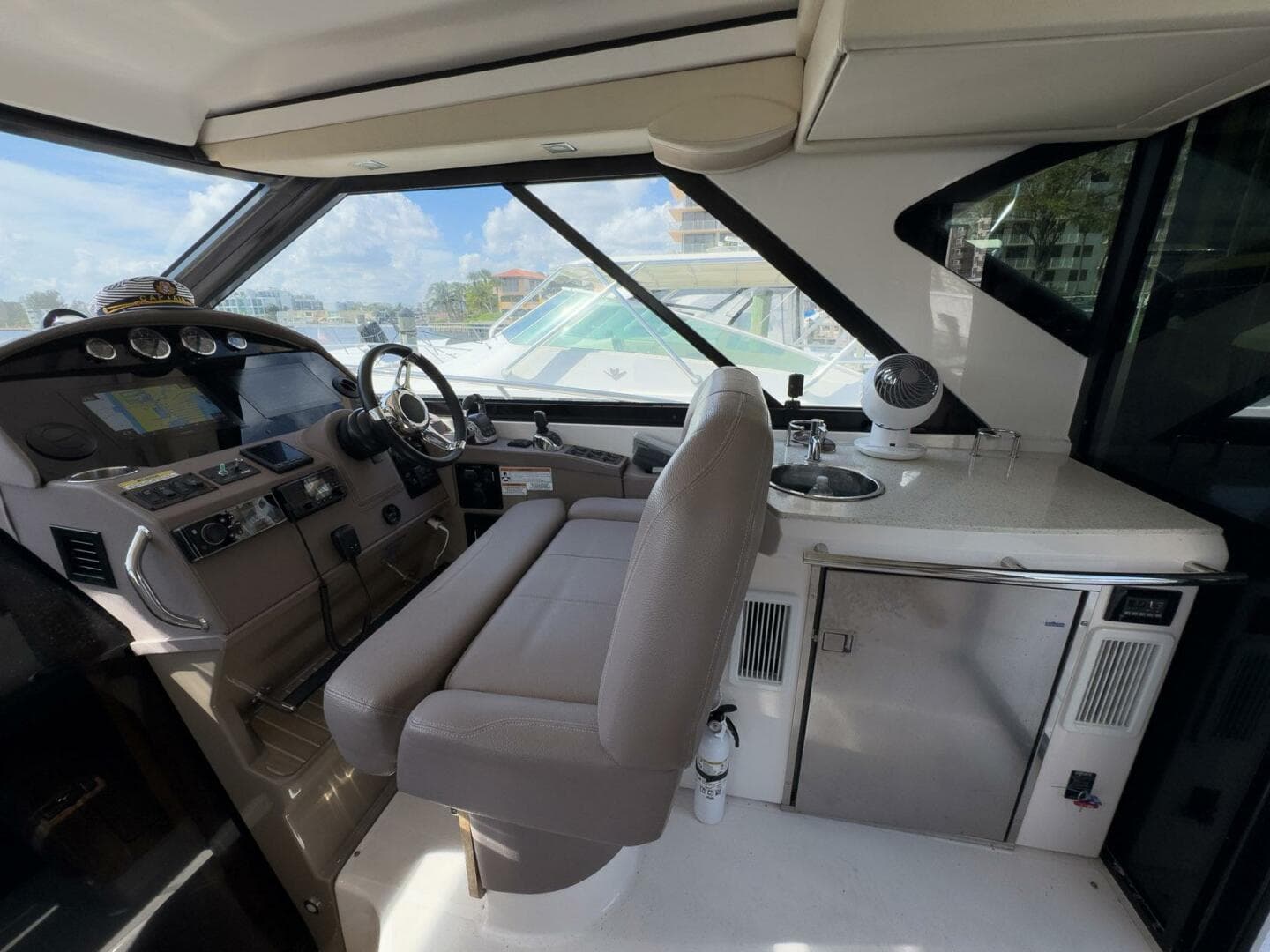 2016 Regal 46 Sport Coupe — photo 54