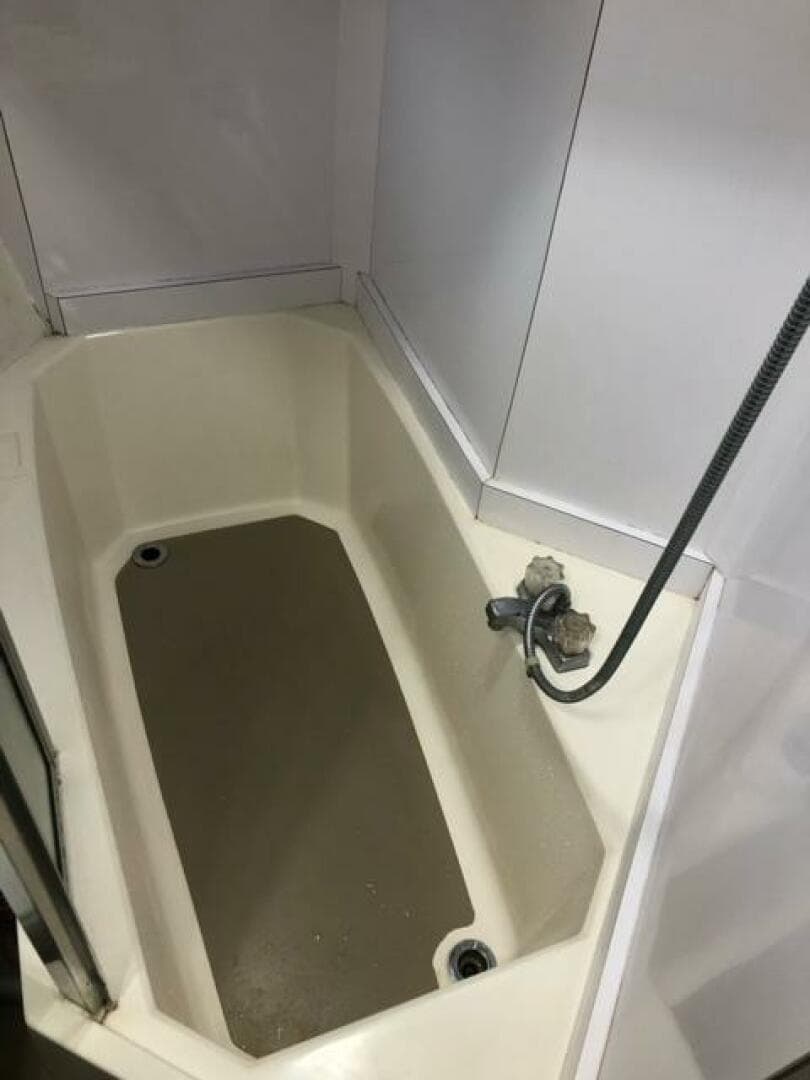 1985 Bayliner 4550 — photo 41