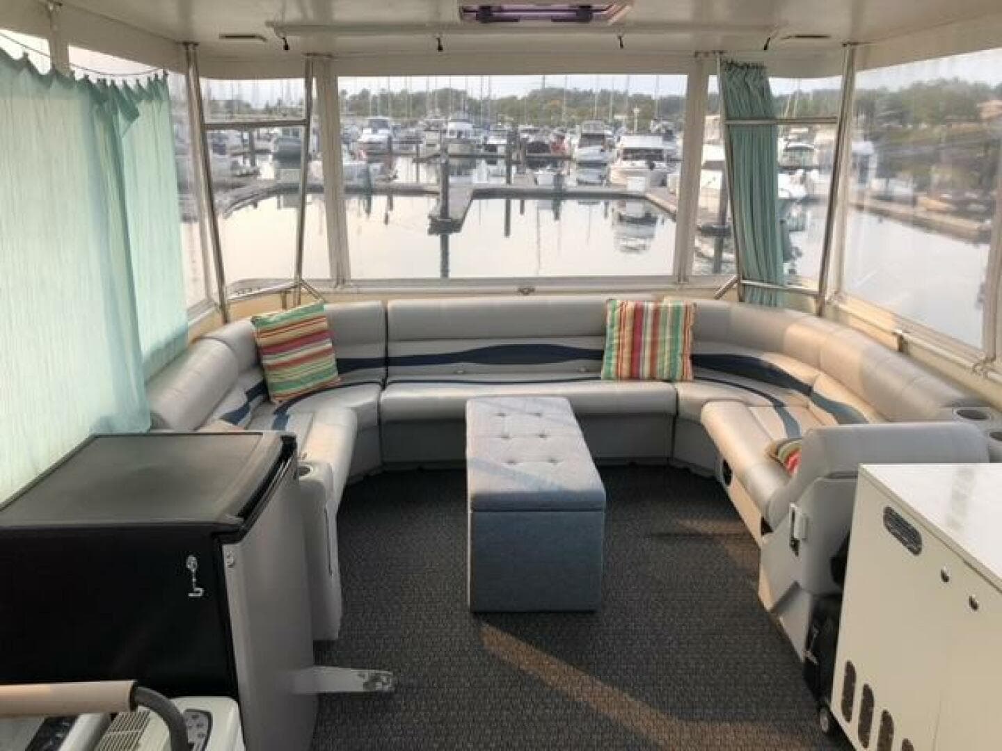 1985 Bayliner 4550 — photo 6