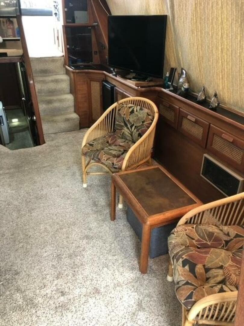 1985 Bayliner 4550 — photo 17