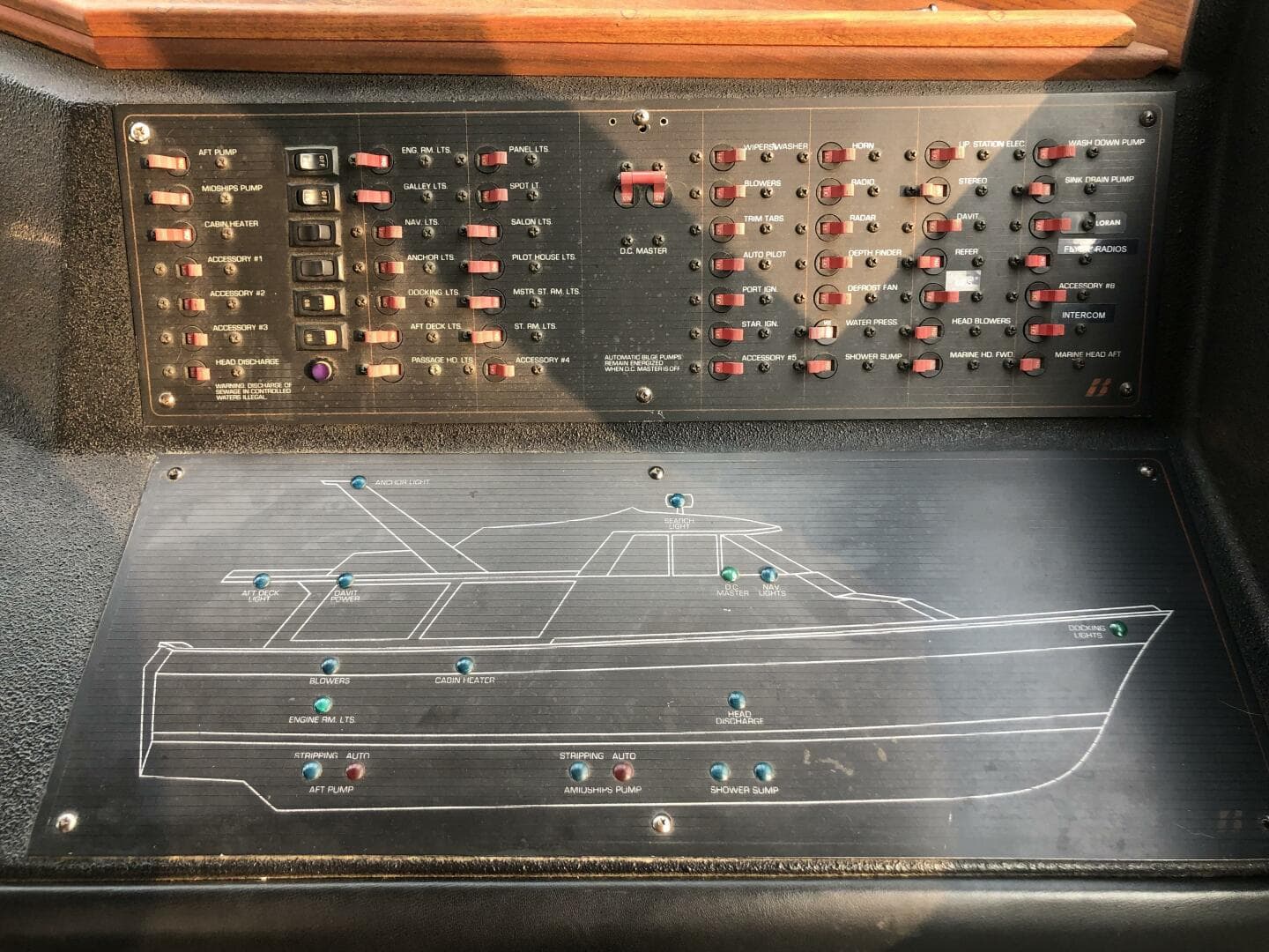 1985 Bayliner 4550 — photo 48