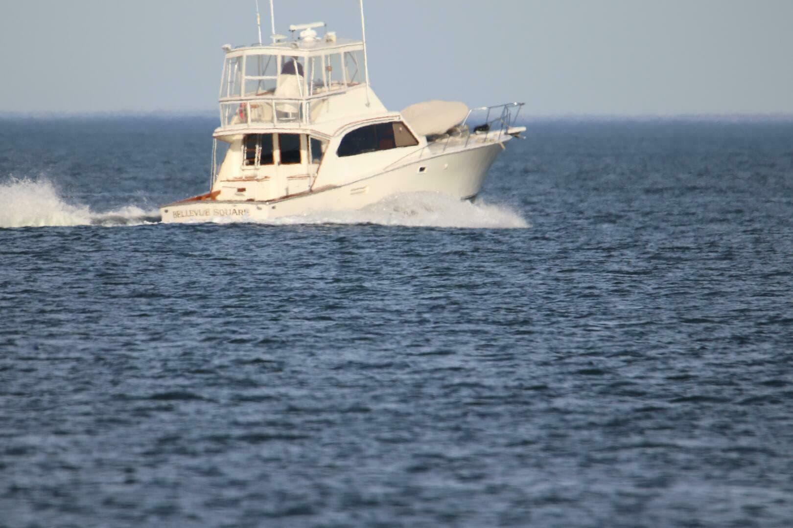 1985 Post 43 Sport Fisherman — photo 2