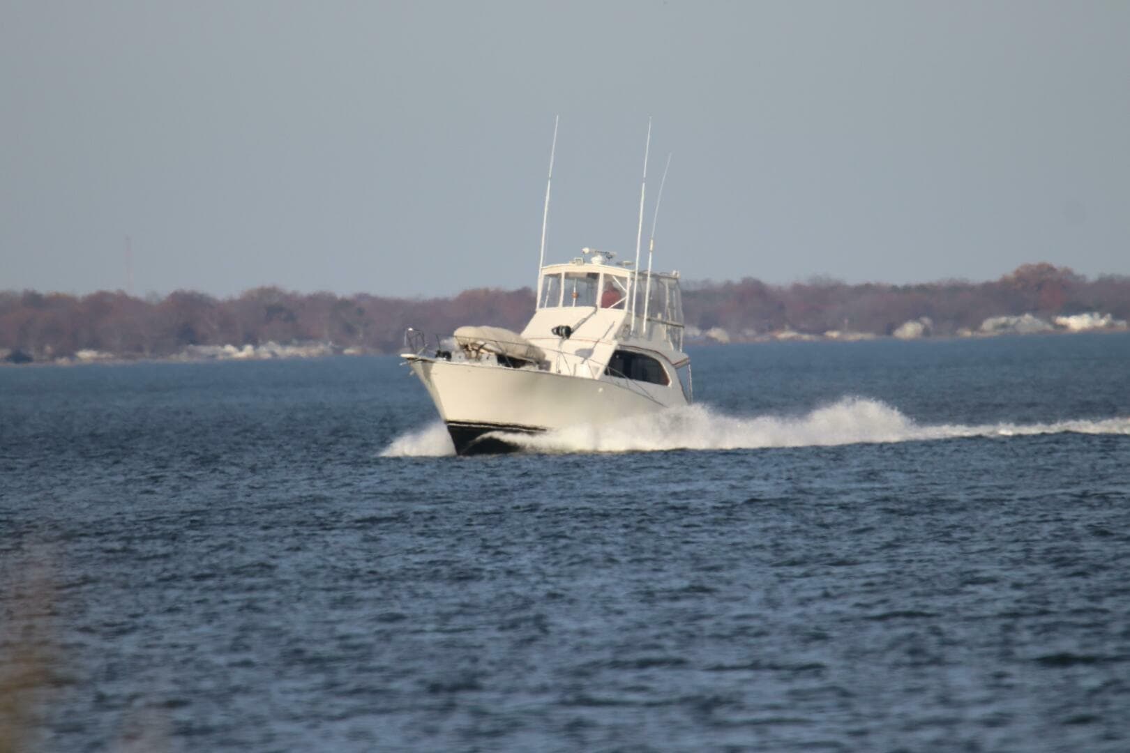 1985 Post 43 Sport Fisherman — photo 3