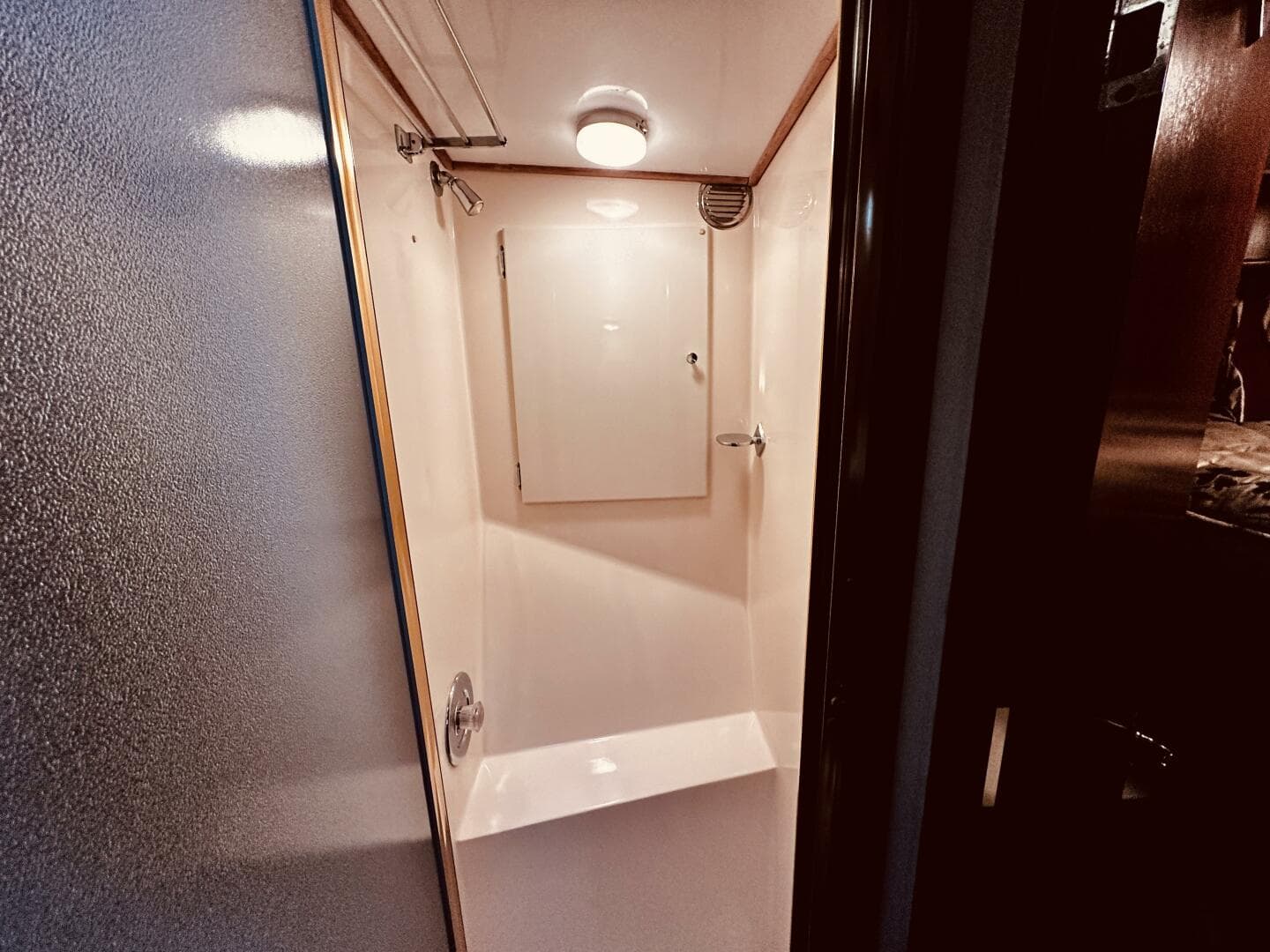 1985 Post 43 Sport Fisherman — photo 33