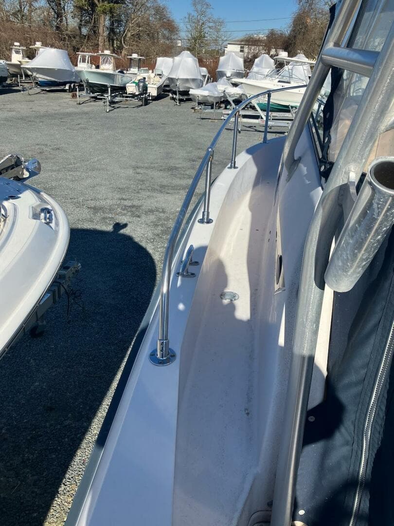 2004 Grady-White Gulfstream 232 — photo 4