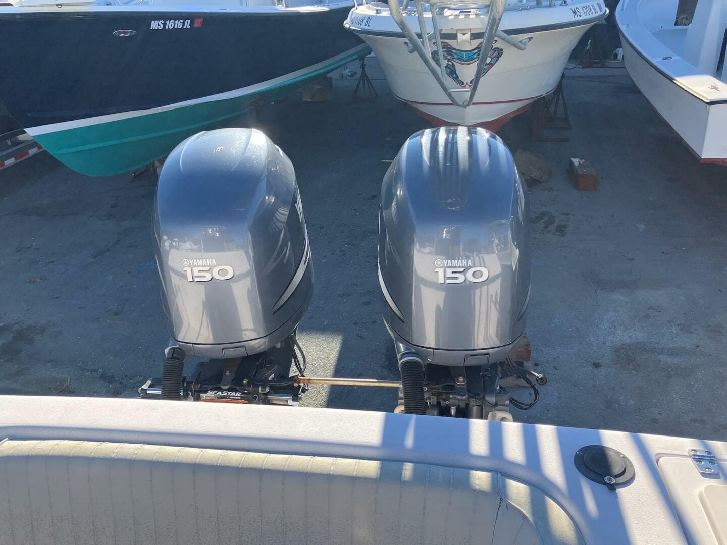 2004 Grady-White Gulfstream 232 — photo 8