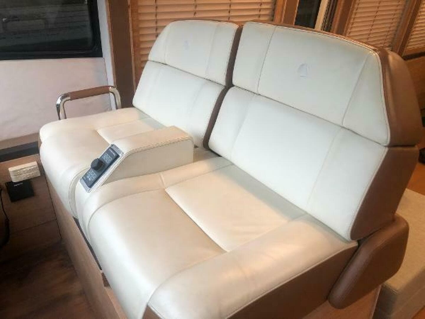 2012 Monte Carlo Yachts 76 — photo 34