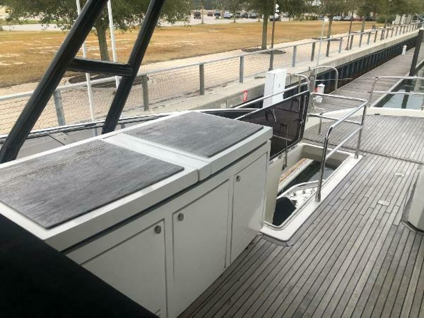 2012 Monte Carlo Yachts 76 — photo 8