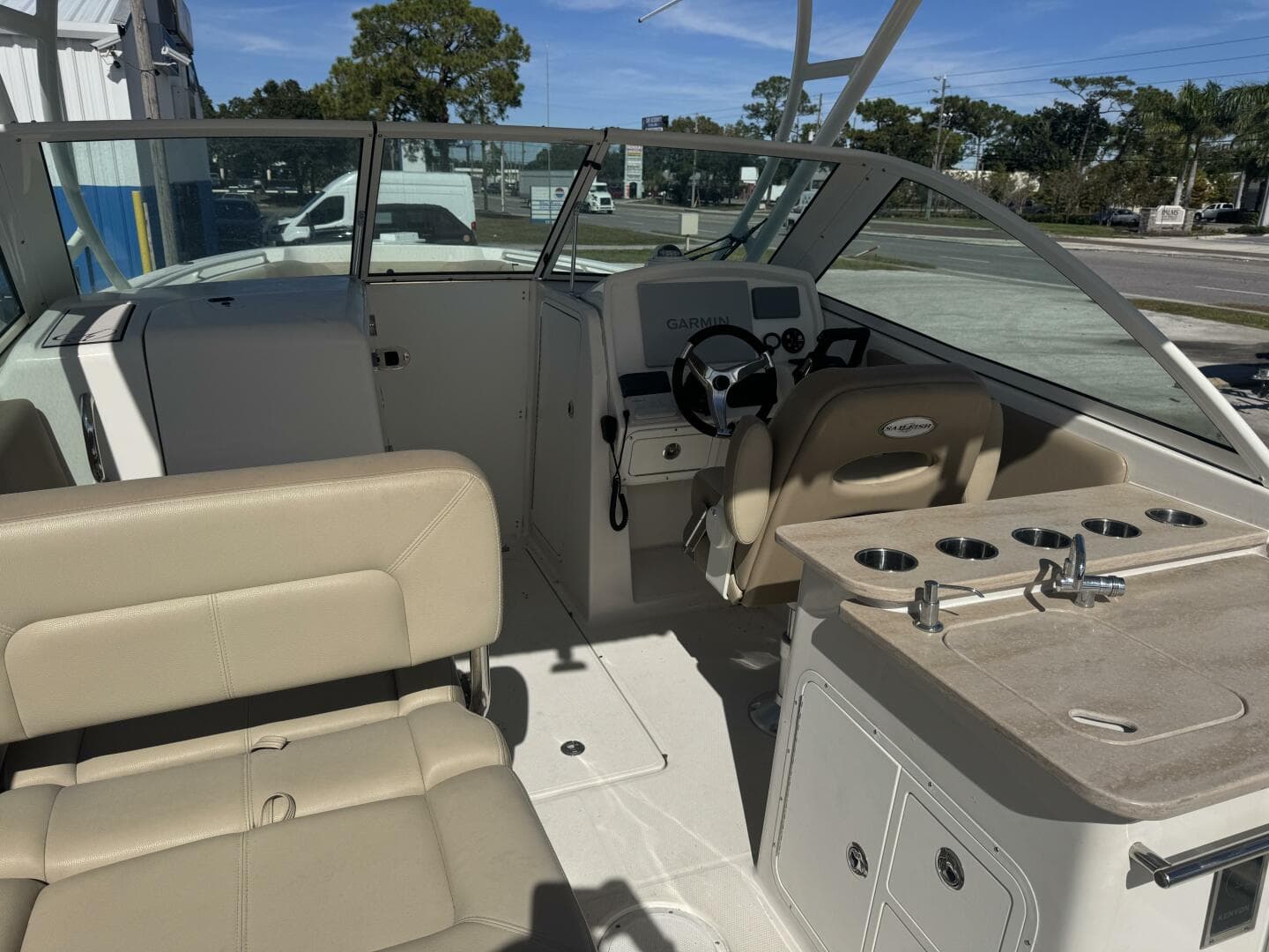 2018 Sailfish 275 Dual Console — photo 47