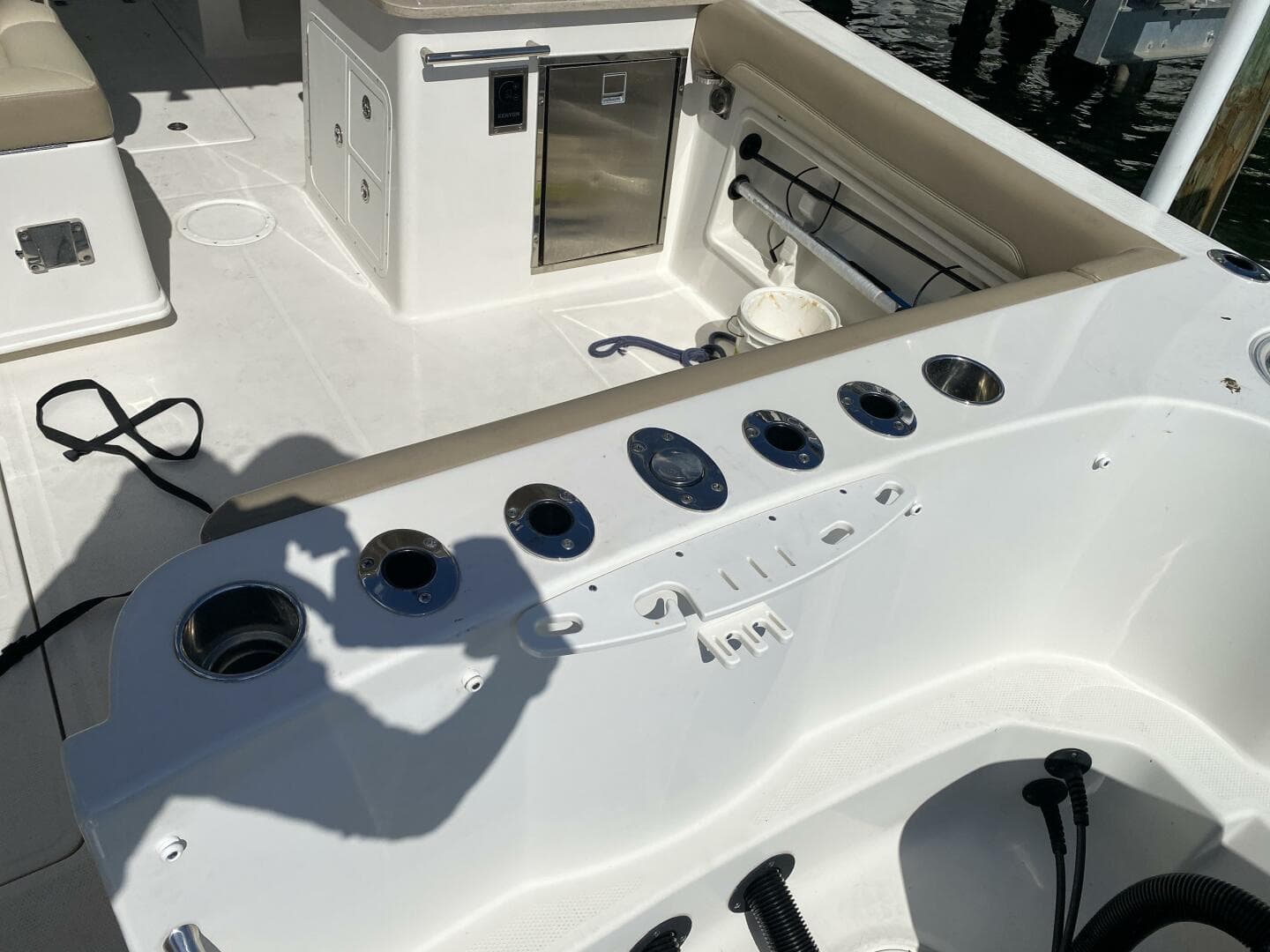 2018 Sailfish 275 Dual Console — photo 16