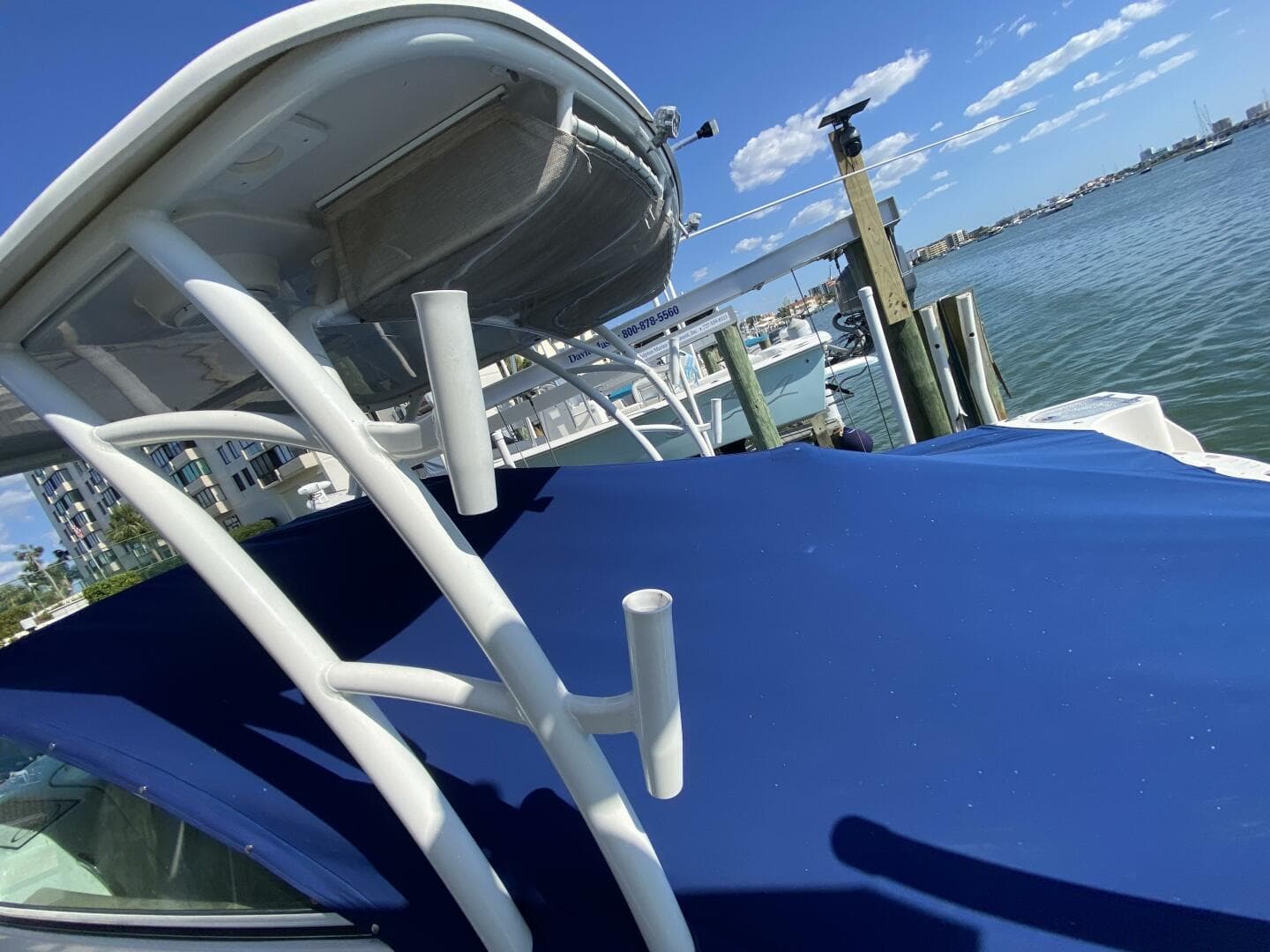 2018 Sailfish 275 Dual Console — photo 12