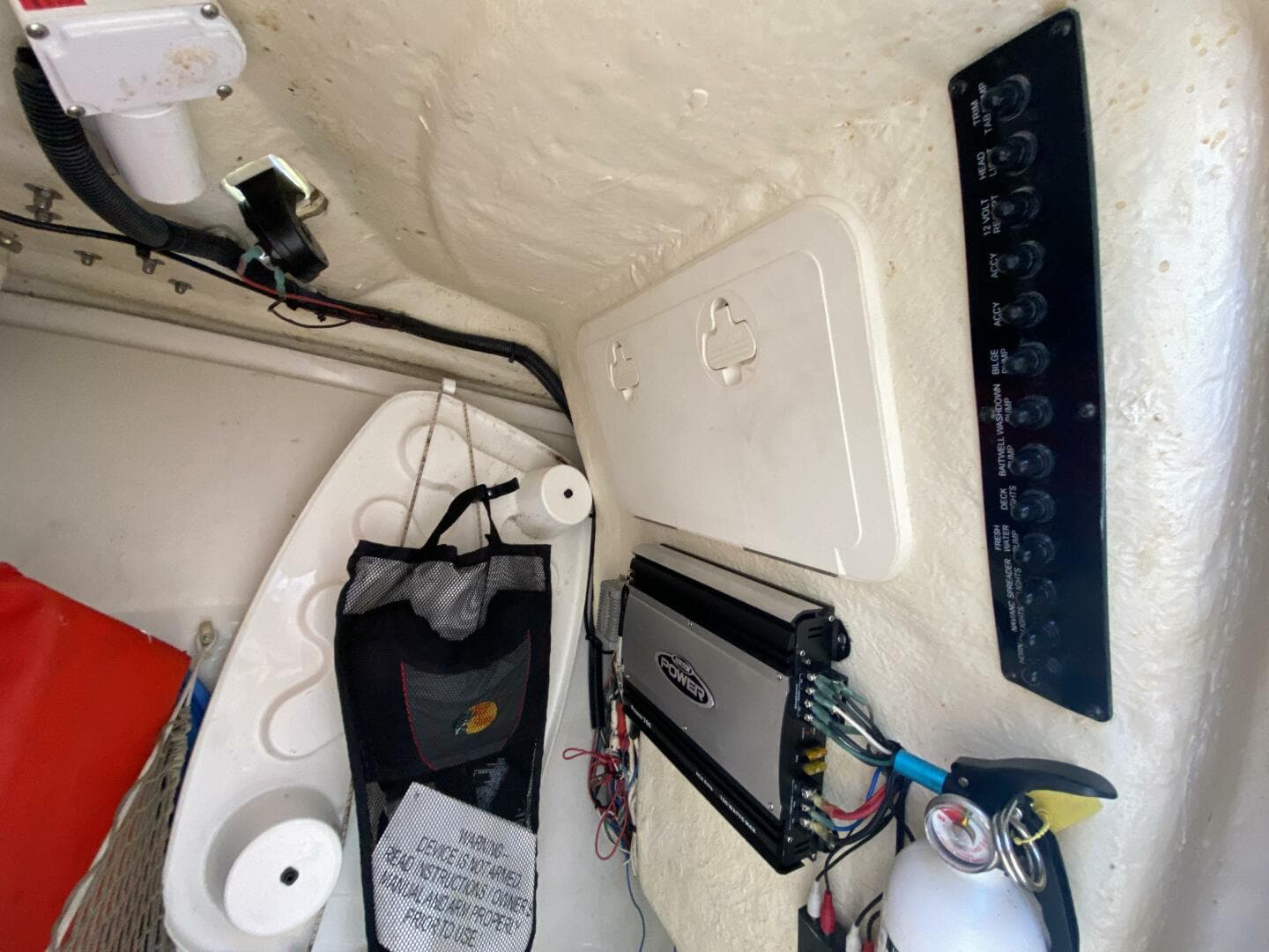 2018 Sailfish 275 Dual Console — photo 38