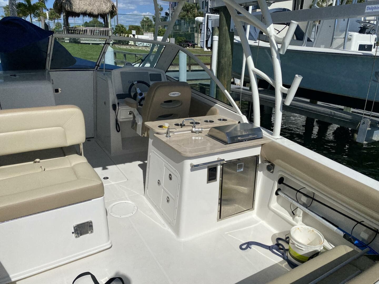 2018 Sailfish 275 Dual Console — photo 18