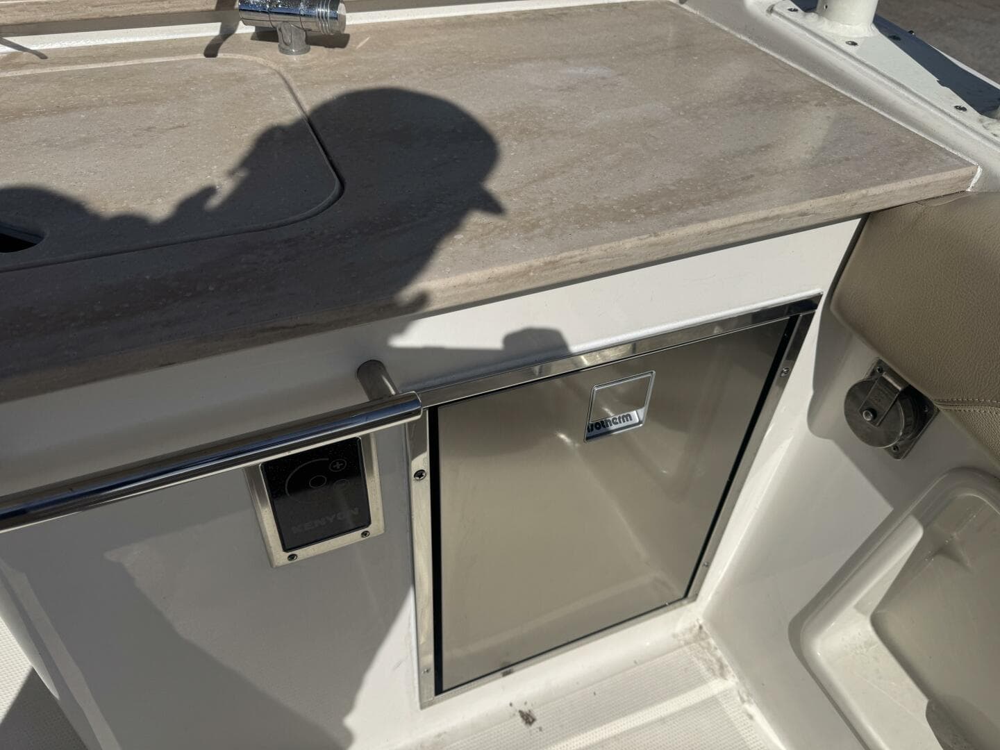 2018 Sailfish 275 Dual Console — photo 50