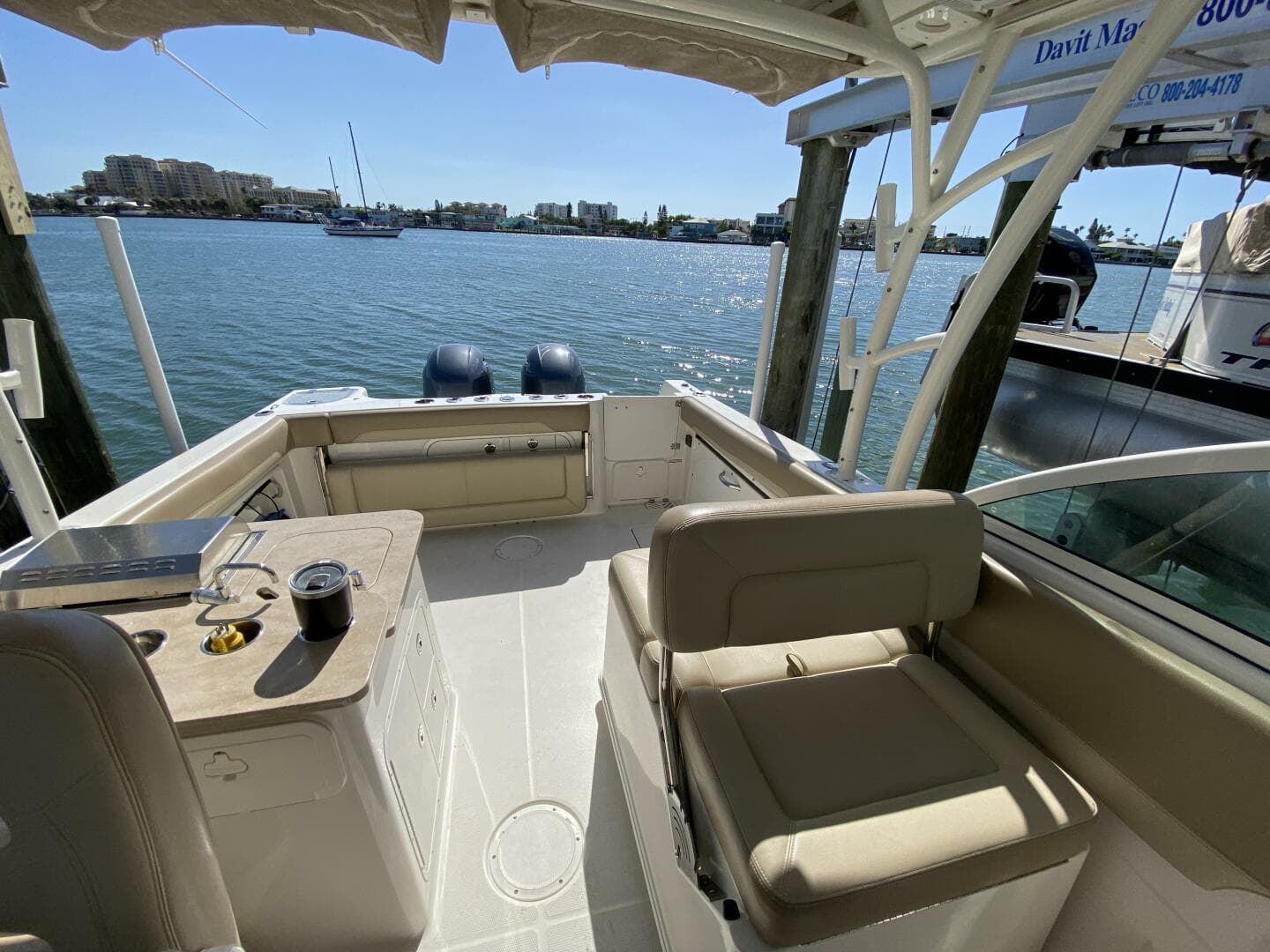 2018 Sailfish 275 Dual Console — photo 41