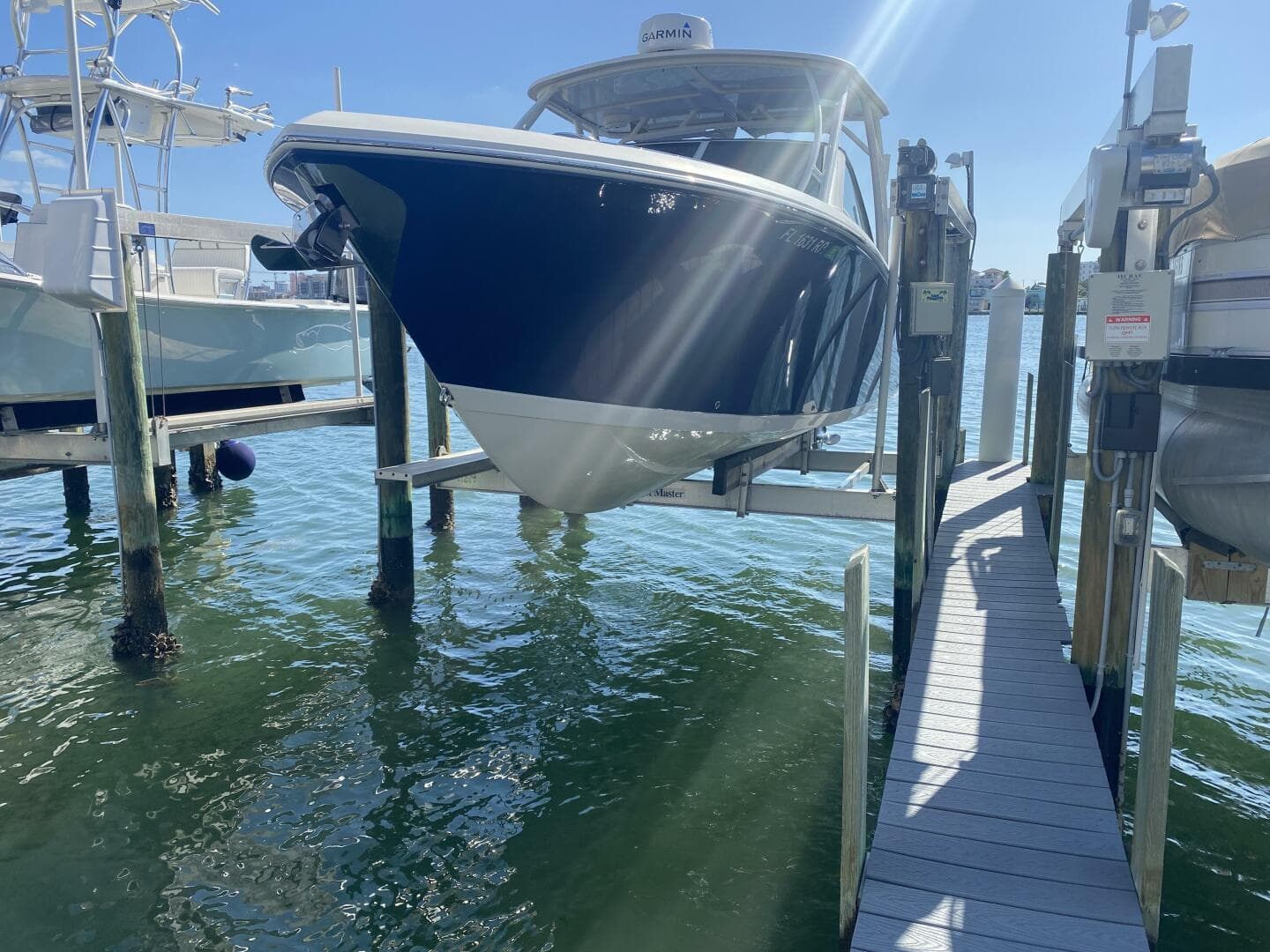 2018 Sailfish 275 Dual Console — photo 3