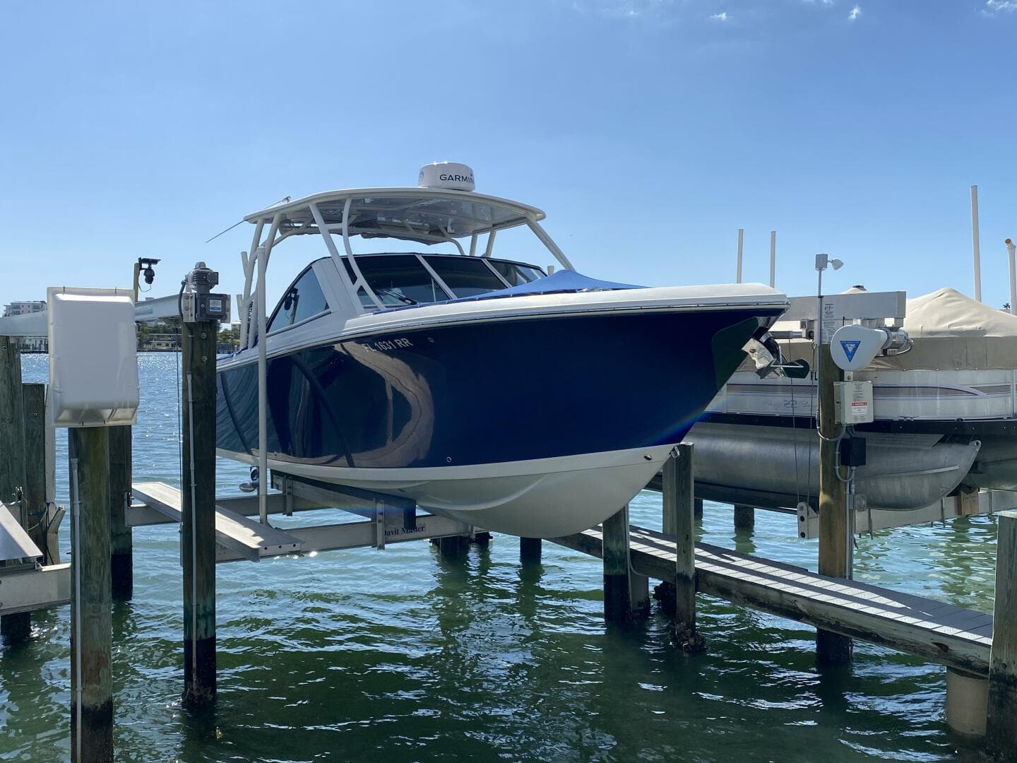 2018 Sailfish 275 Dual Console — photo 7