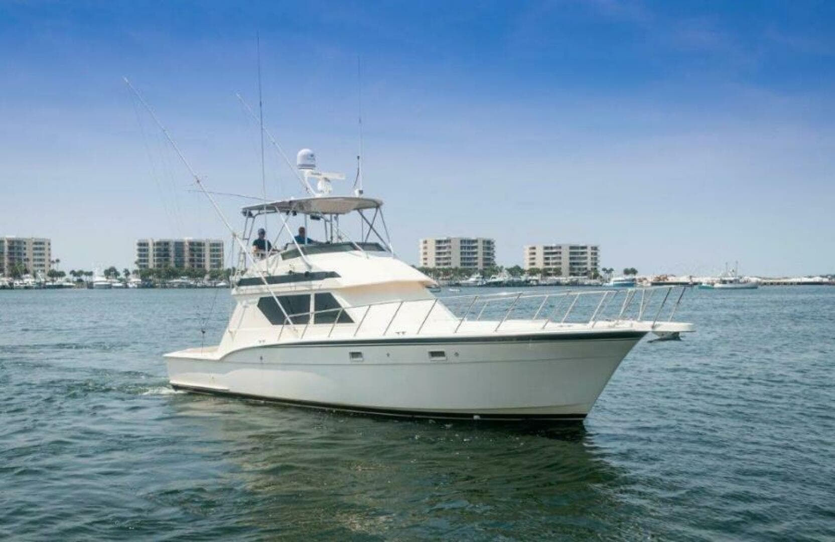 1991 Hatteras 45 Convertible — photo 23