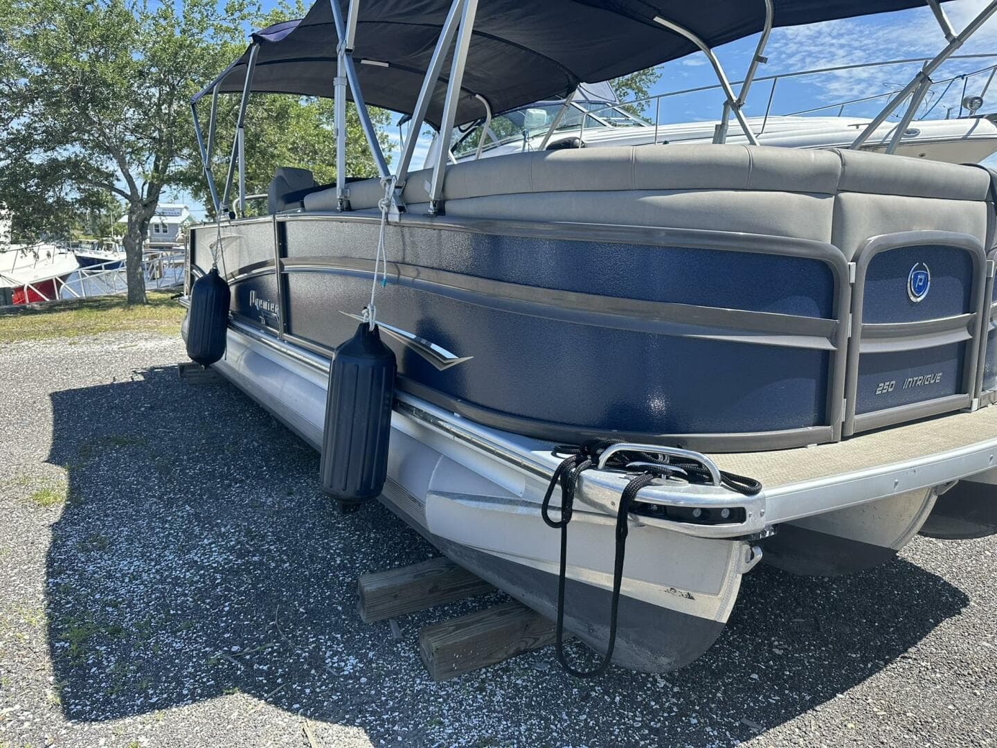 2023 Premier 250 Intrigue Rl — photo 5