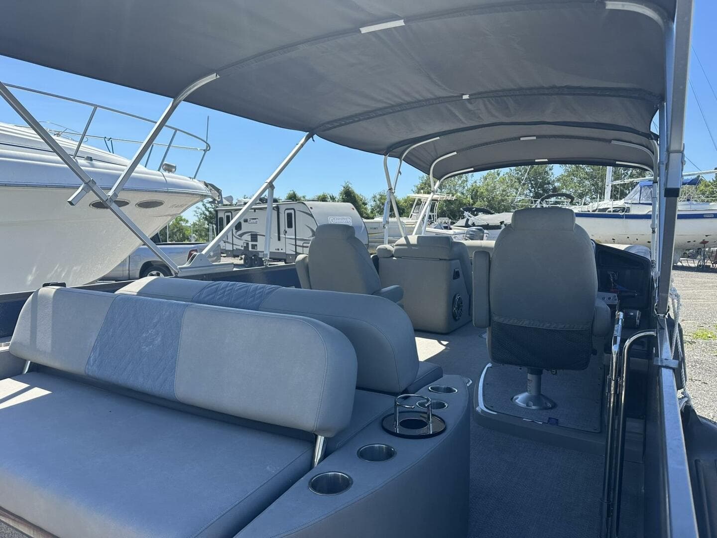 2023 Premier 250 Intrigue Rl — photo 12