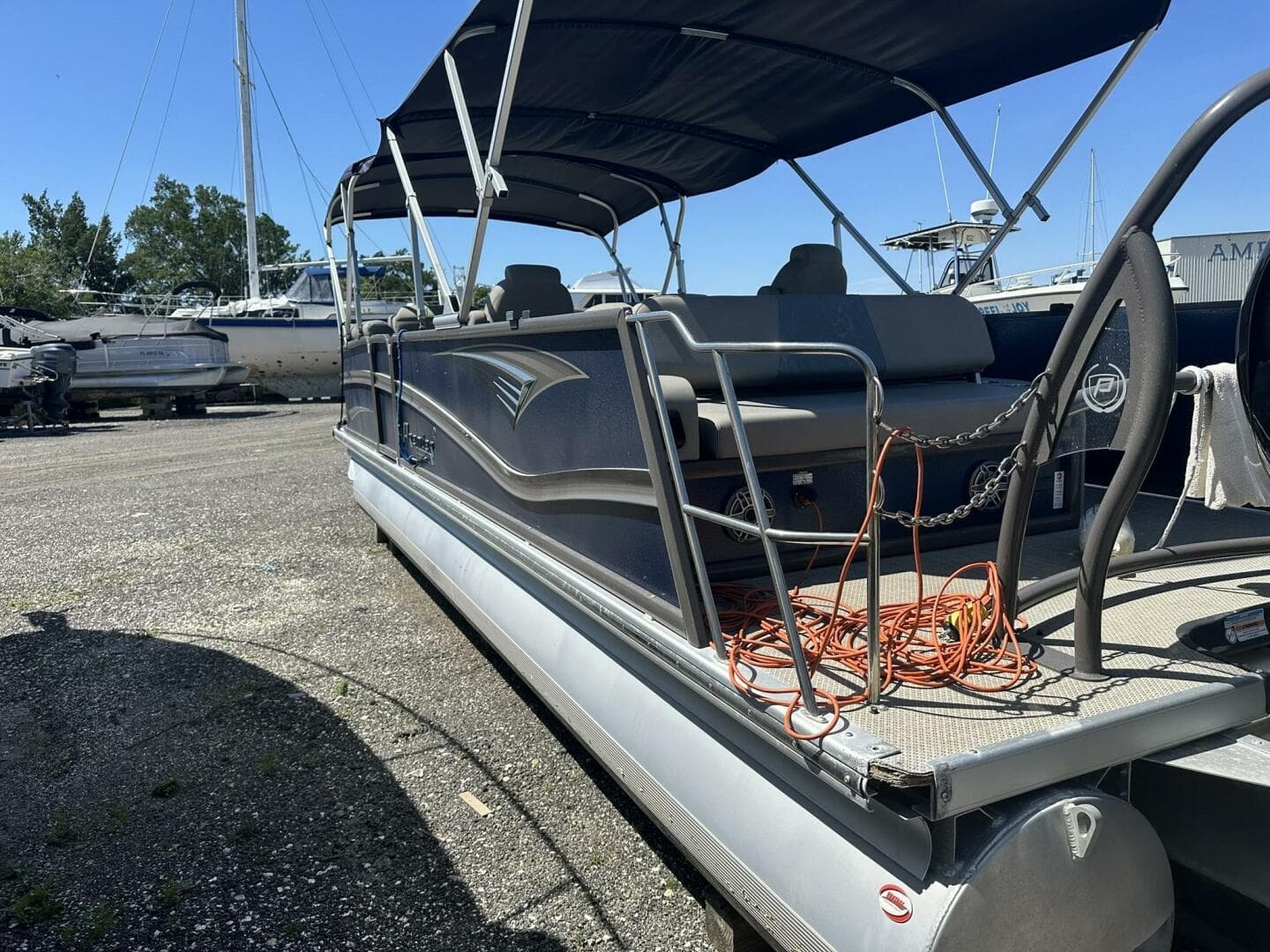 2023 Premier 250 Intrigue Rl — photo 11