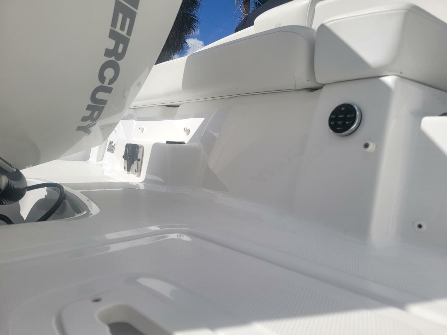 2022 Four Winns Hd 3 — photo 8