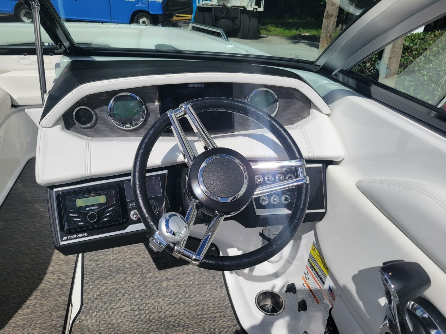 2022 Four Winns Hd 3 — photo 20