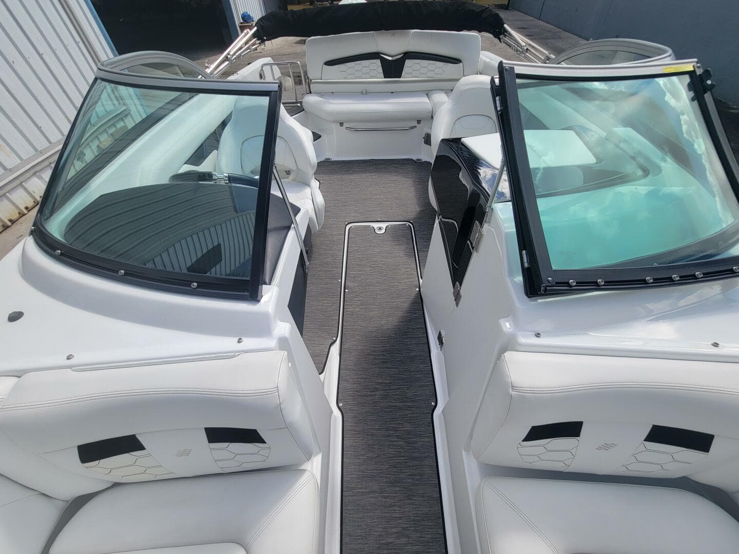 2022 Four Winns Hd 3 — photo 28