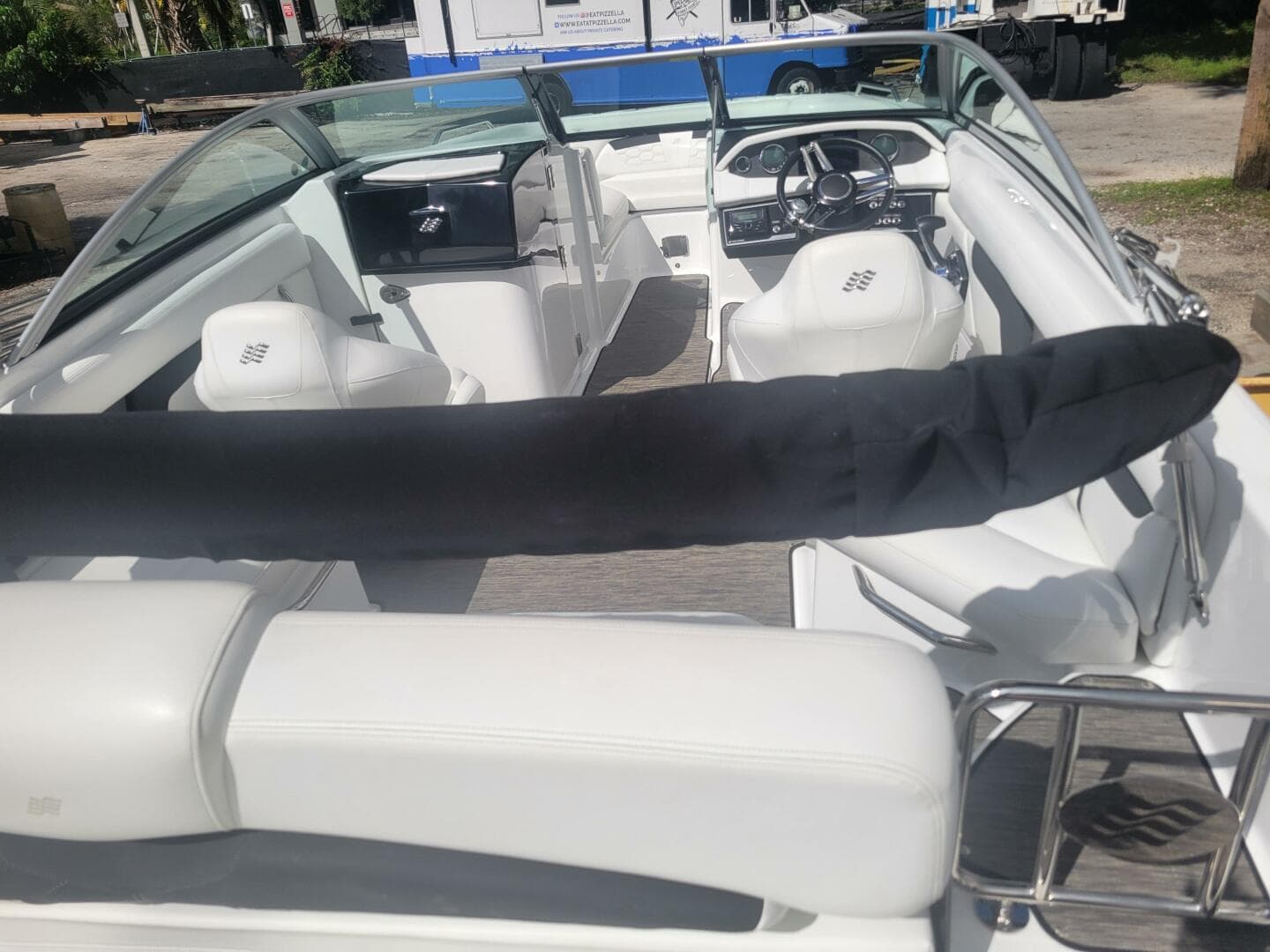 2022 Four Winns Hd 3 — photo 11