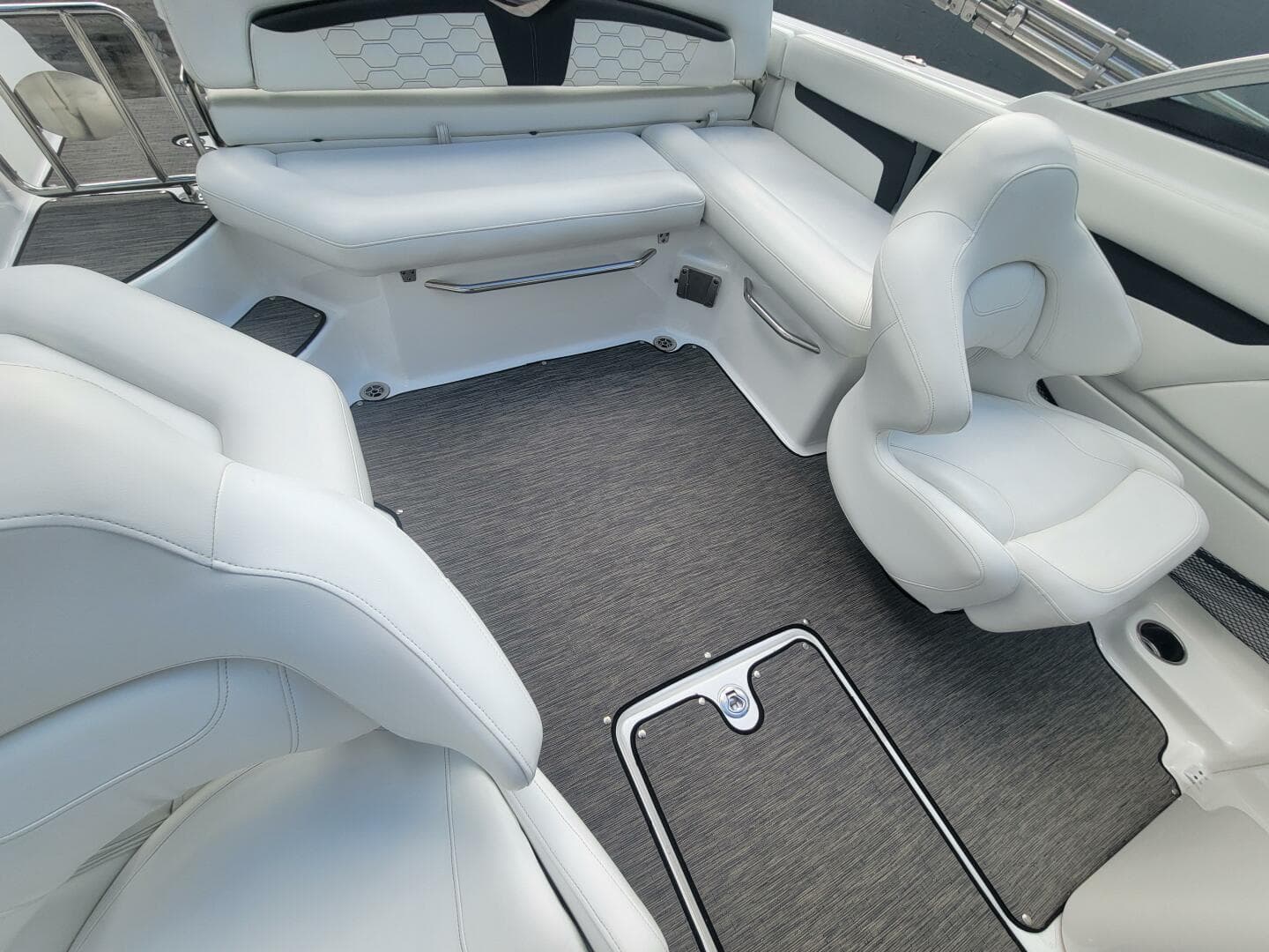 2022 Four Winns Hd 3 — photo 18