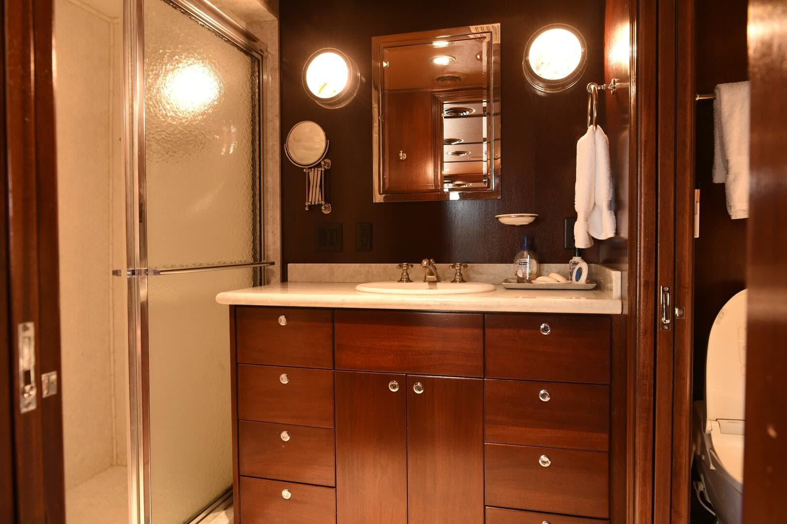 2007 Skipperliner — photo 23