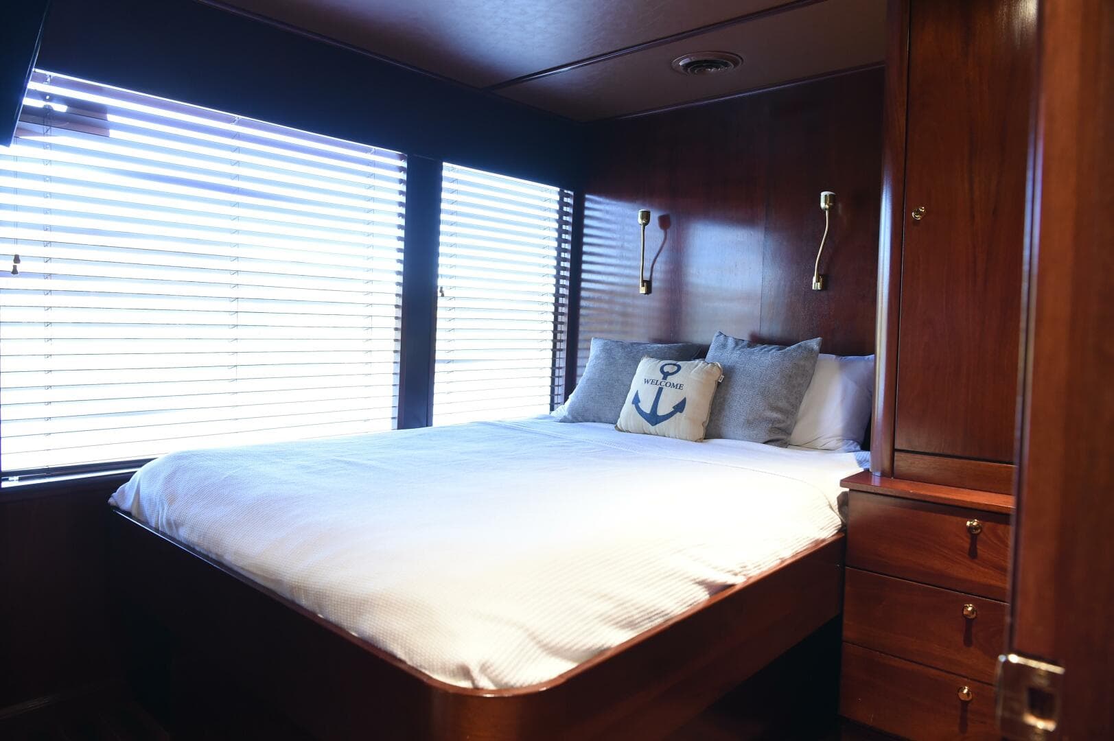 2007 Skipperliner — photo 49