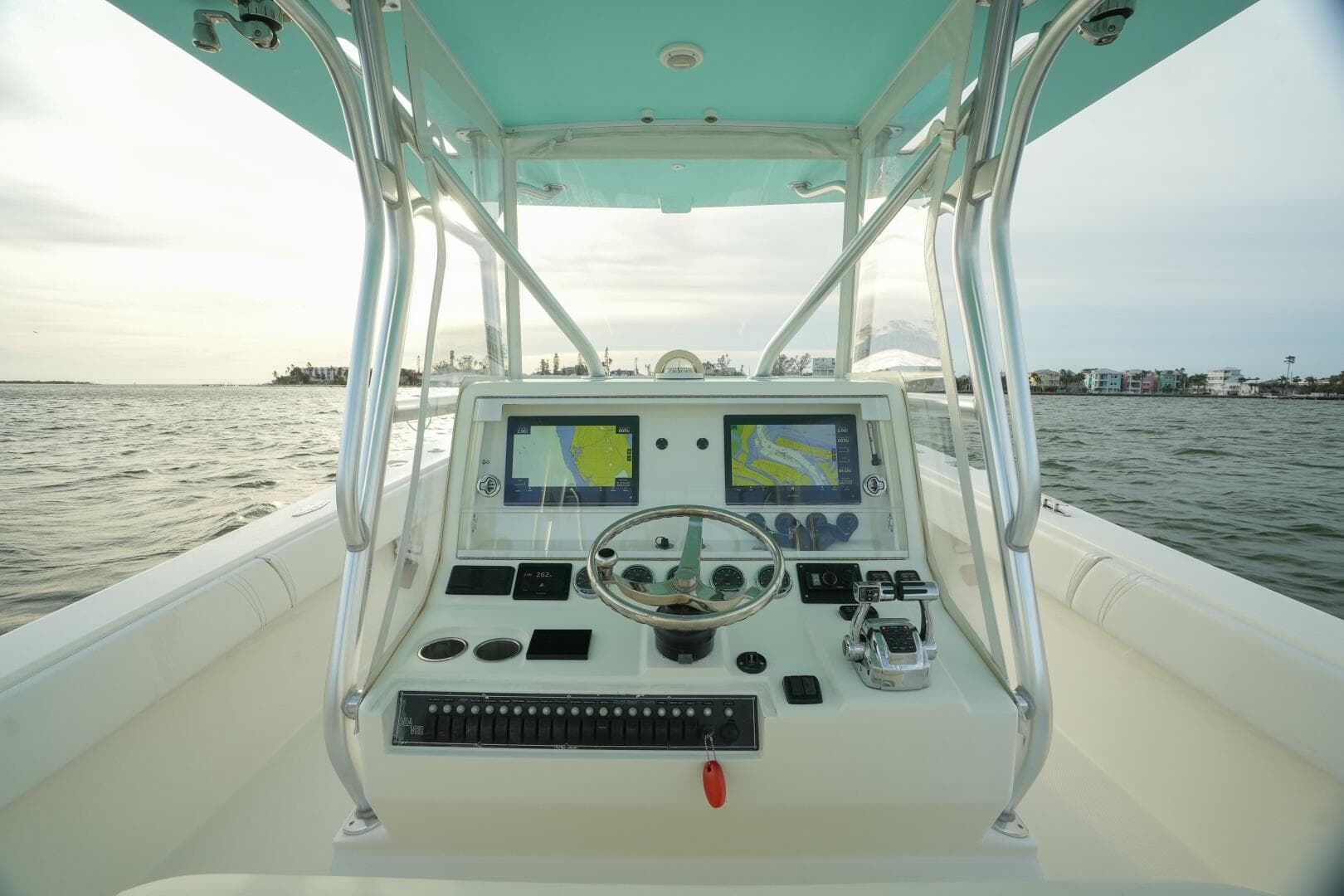2013 Seavee 390 — photo 24