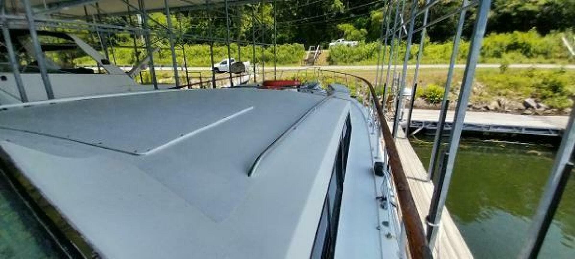 1976 Bertram Flybridge — photo 45