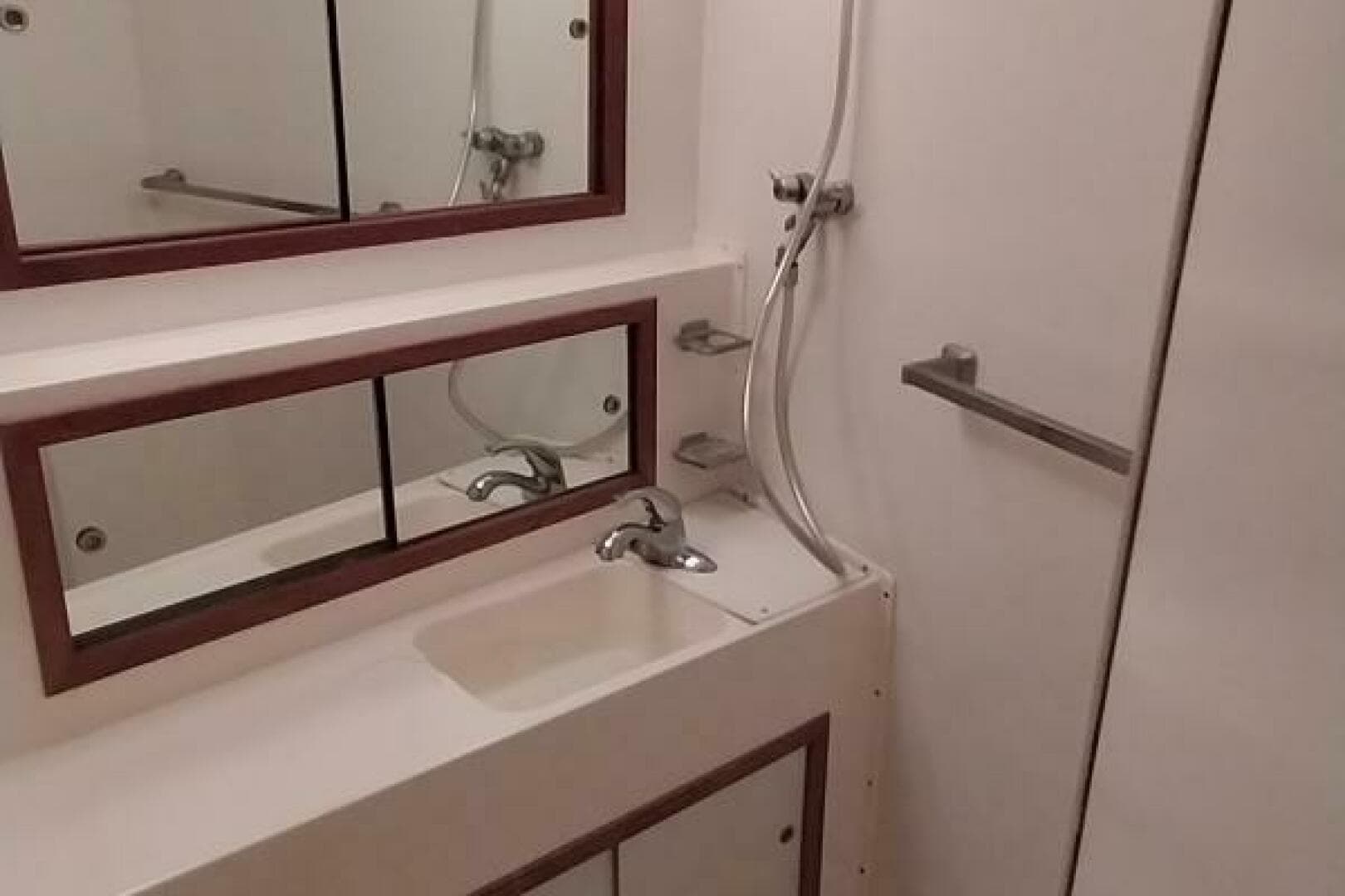 1976 Bertram Flybridge — photo 26