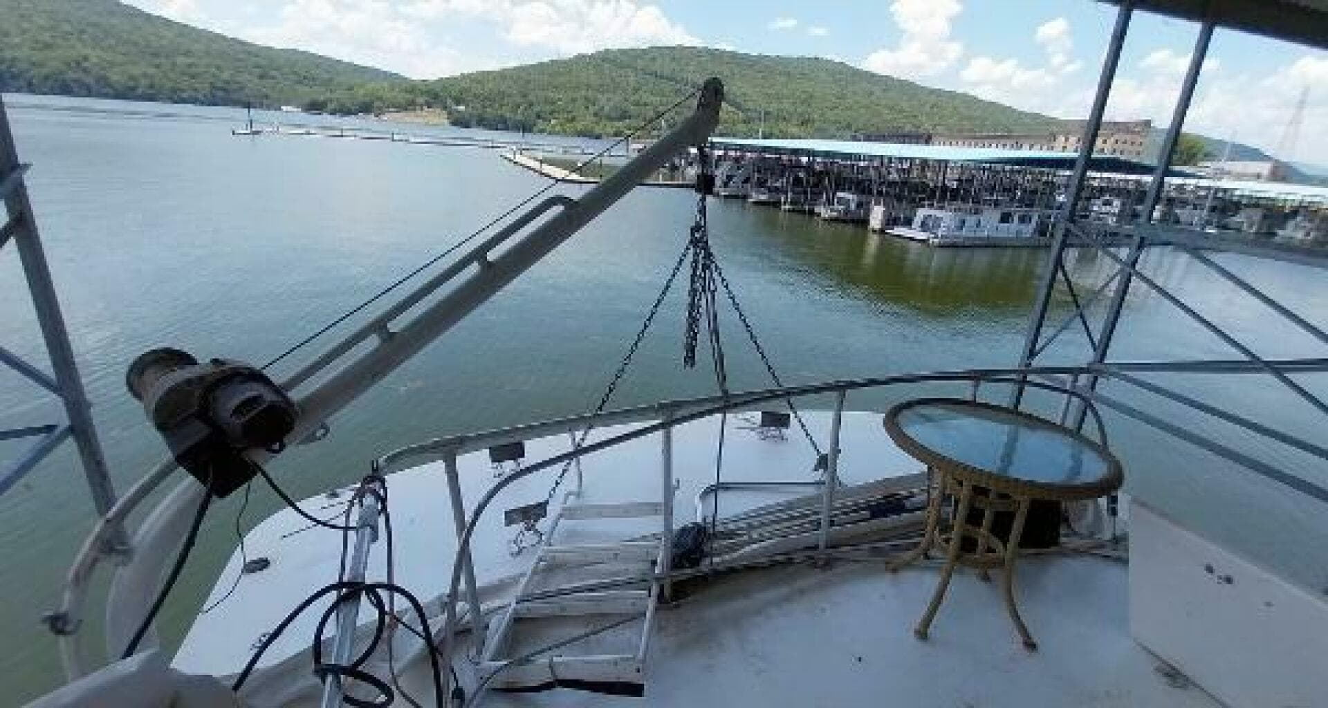 1976 Bertram Flybridge — photo 38