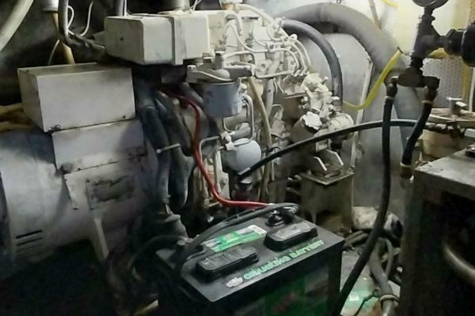 1976 Bertram Flybridge — photo 32