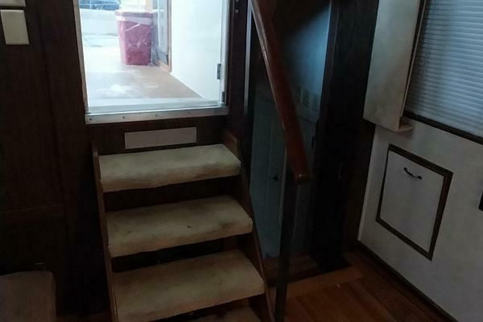 1976 Bertram Flybridge — photo 5