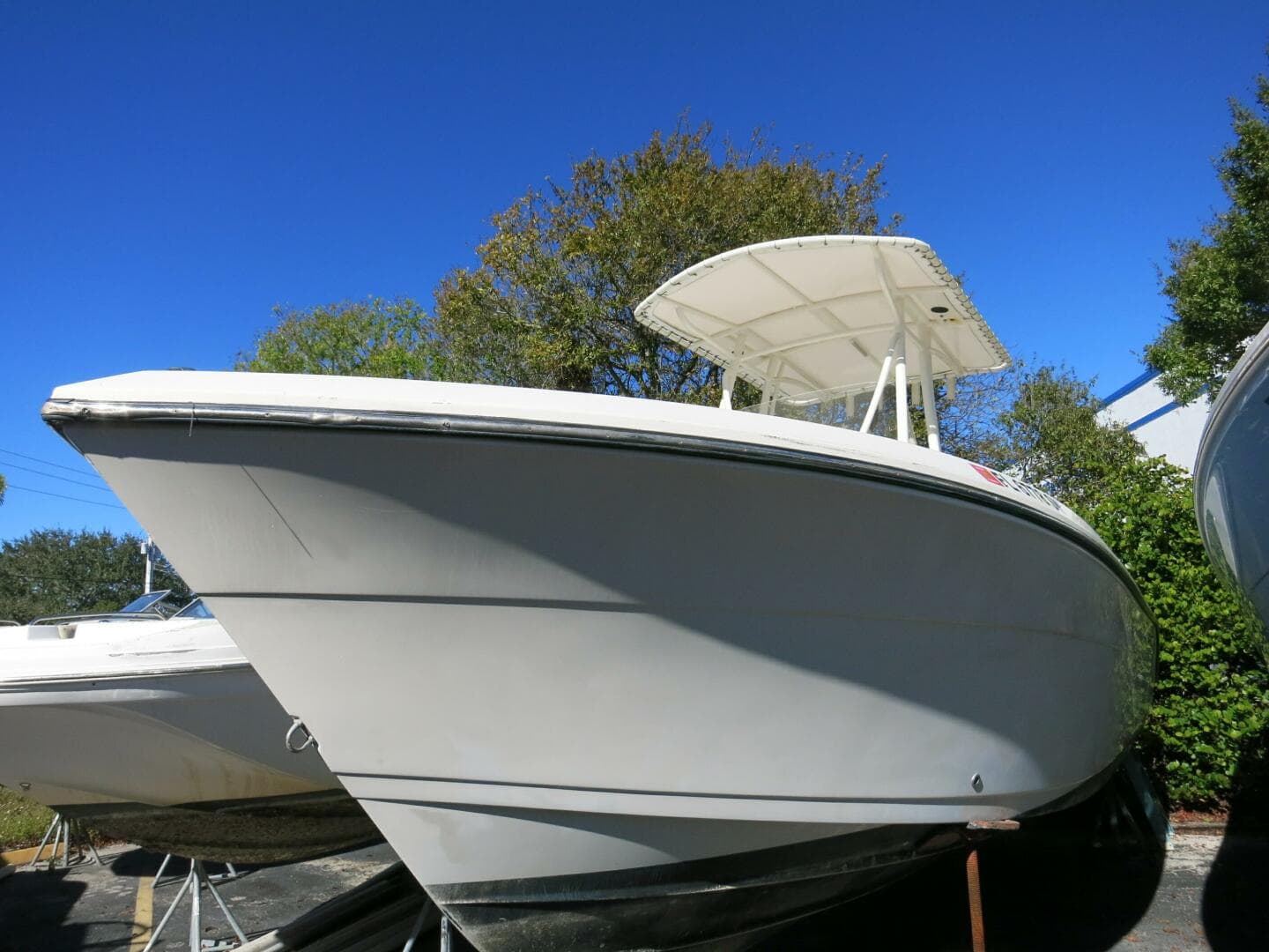 2020 Cobia 237 CC — photo 2