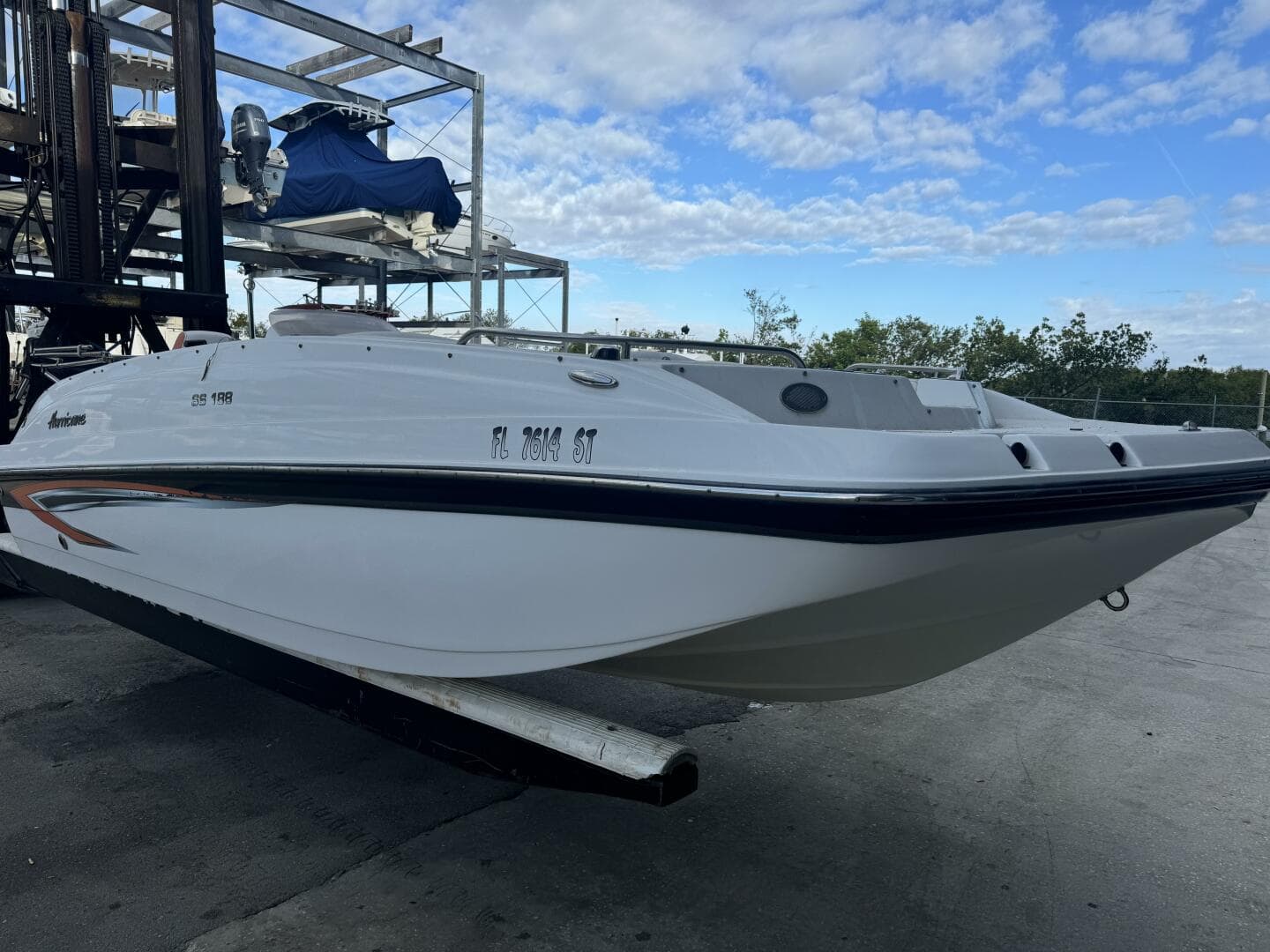 2021 Hurricane Sundeck Sport 188-OB — photo 2
