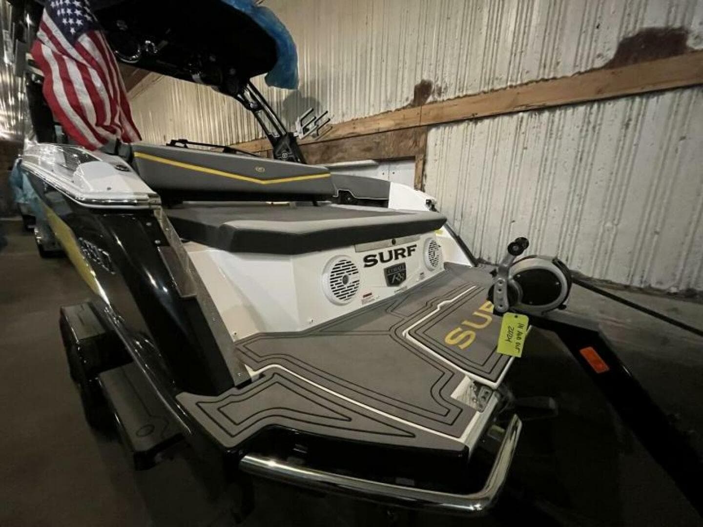 2021 Cobalt R8 Surf — photo 8