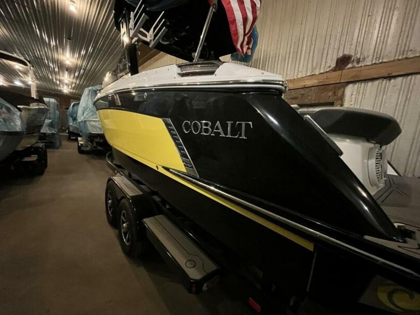 2021 Cobalt R8 Surf — photo 5