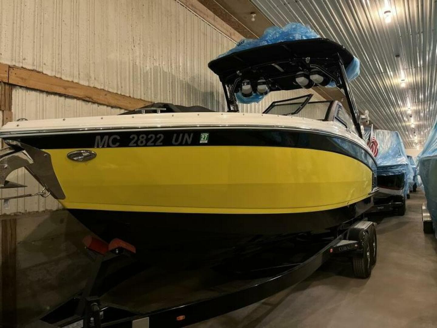 2021 Cobalt R8 Surf — photo 3