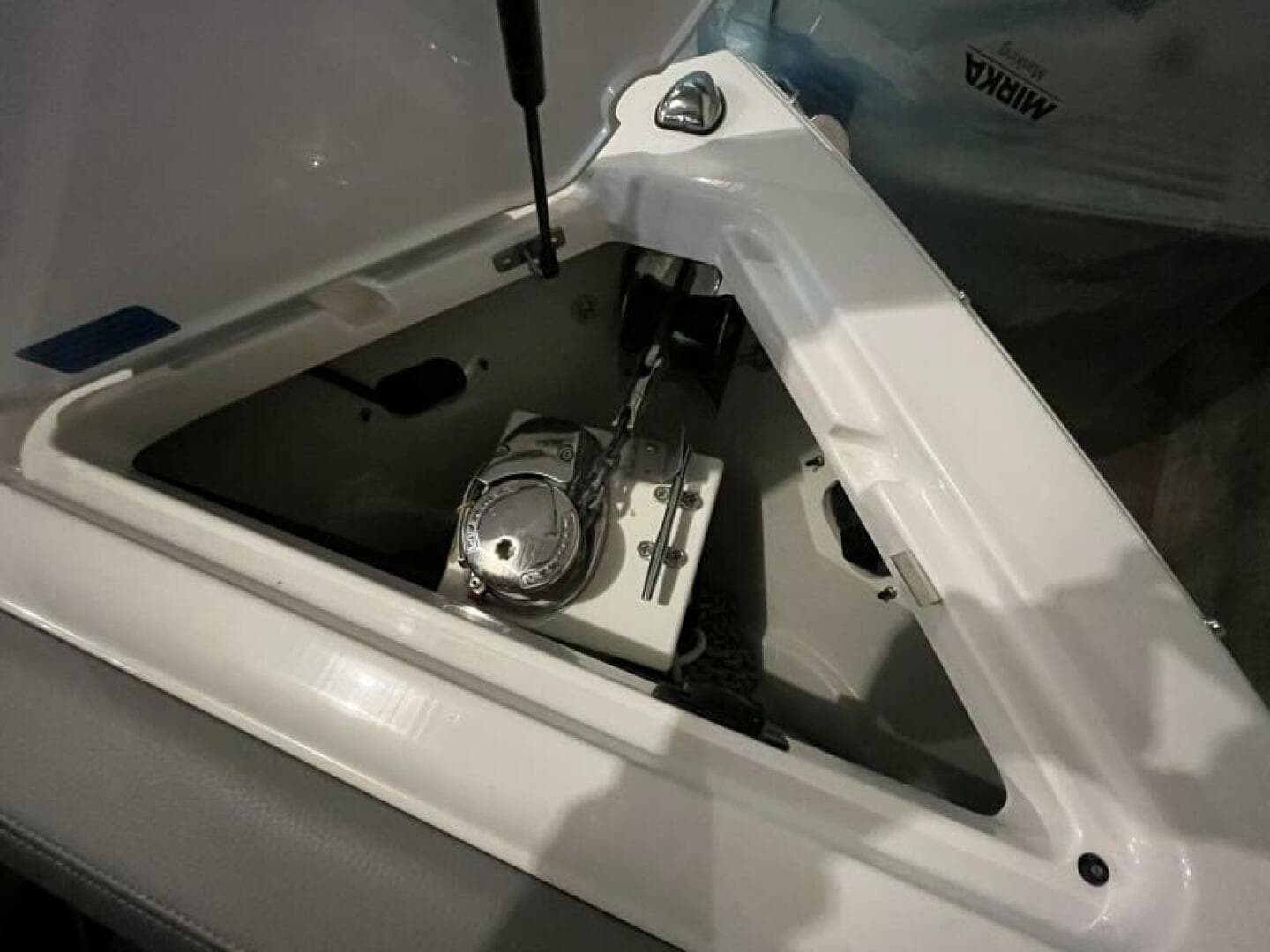 2021 Cobalt R8 Surf — photo 33