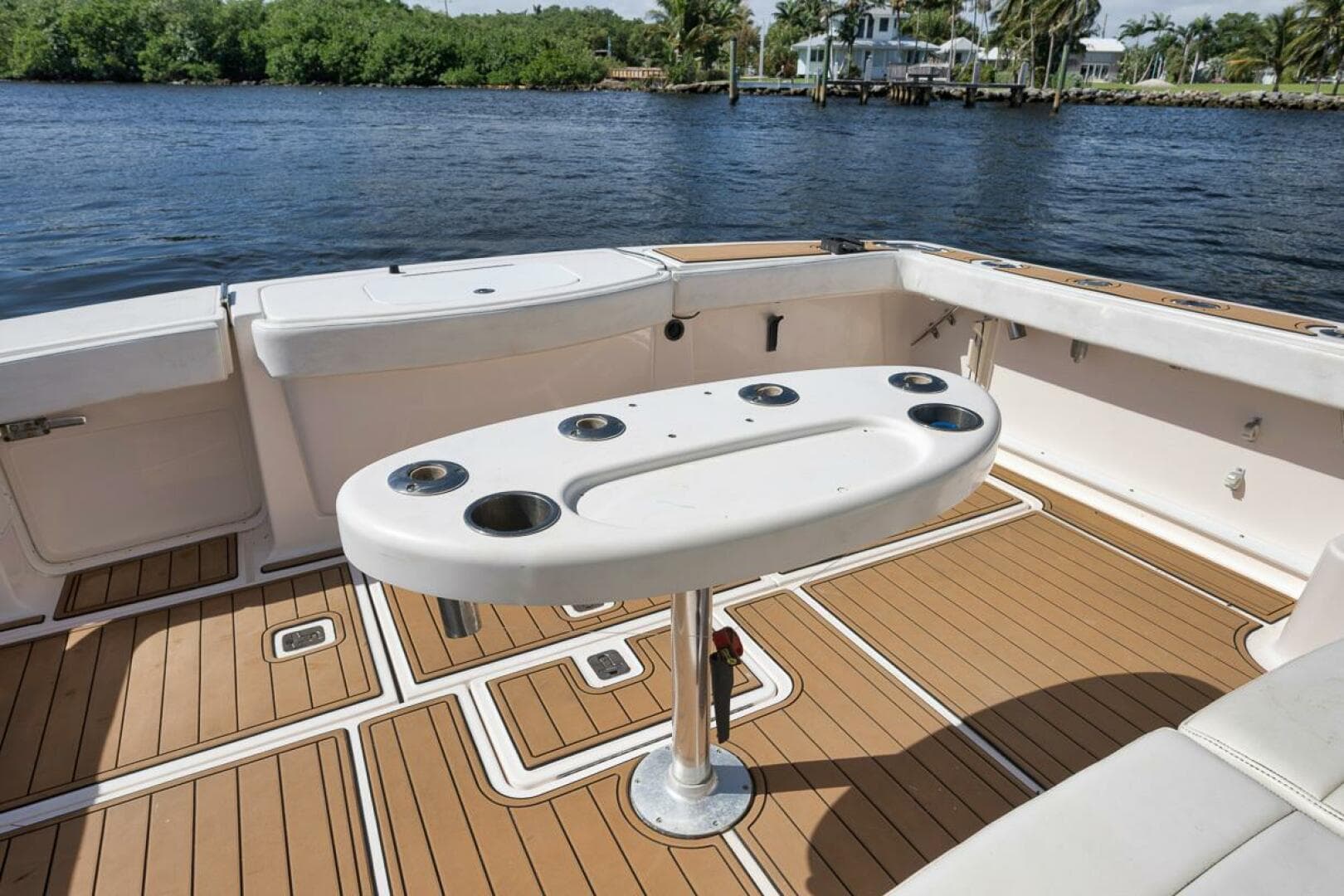 2015 Tiara Yachts Tiara 390 Convertible — photo 13