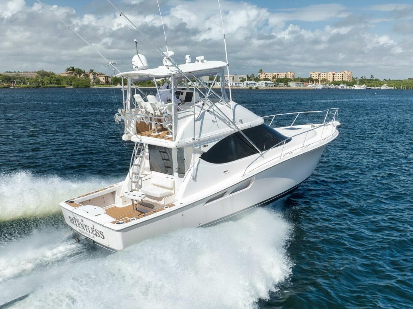 2015 Tiara Yachts Tiara 390 Convertible — photo 6