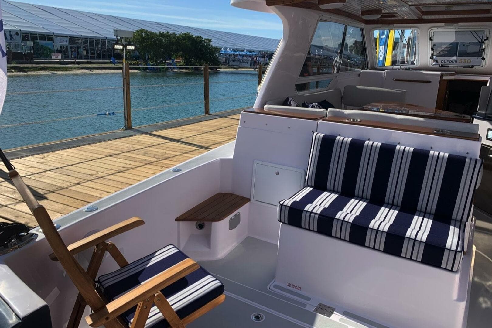 2020 True North 34 Outboard — photo 9